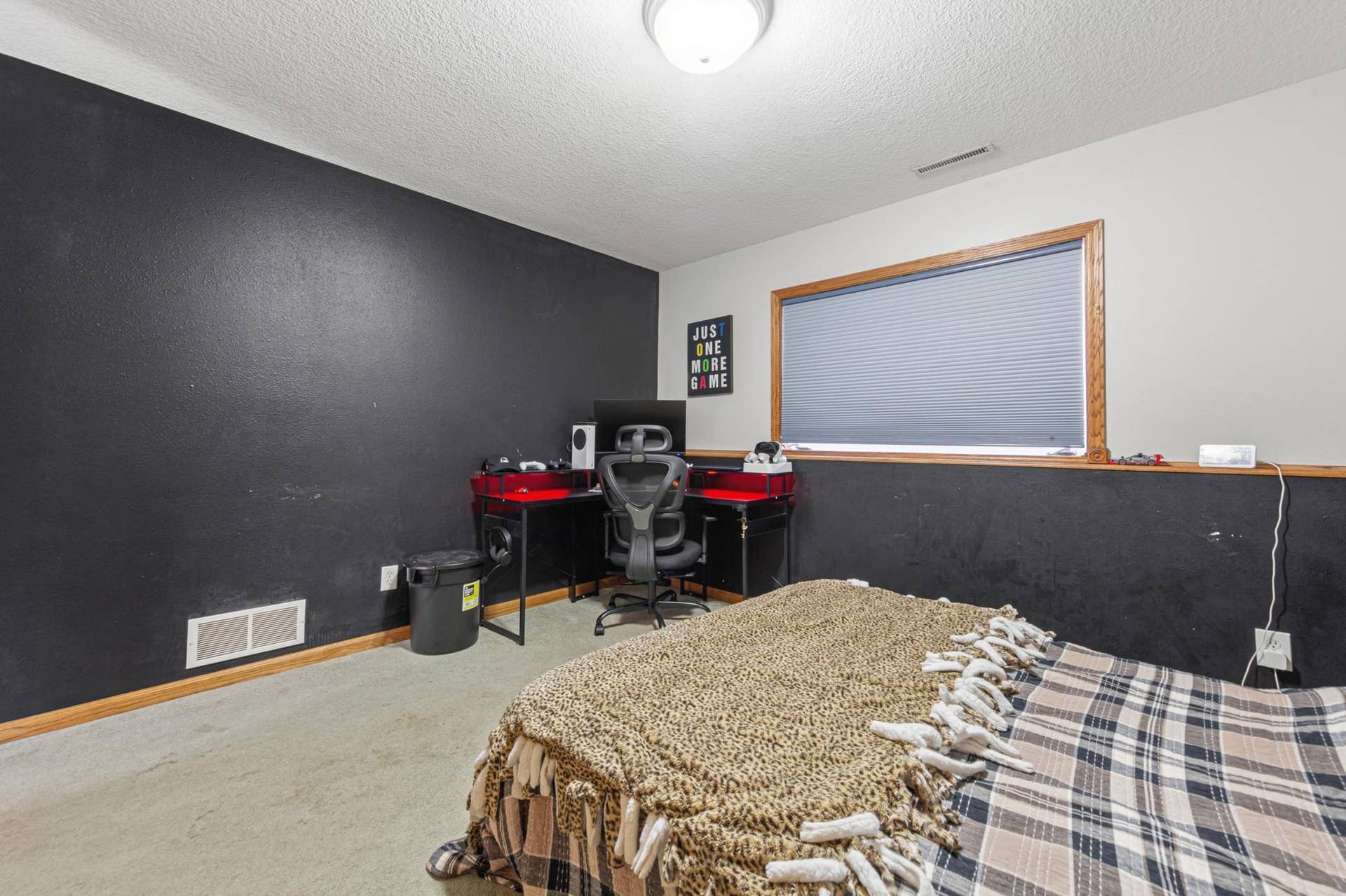 217 Inverness Drive, Mankato, MN 56001 41 bedroom 3_lower.jpg