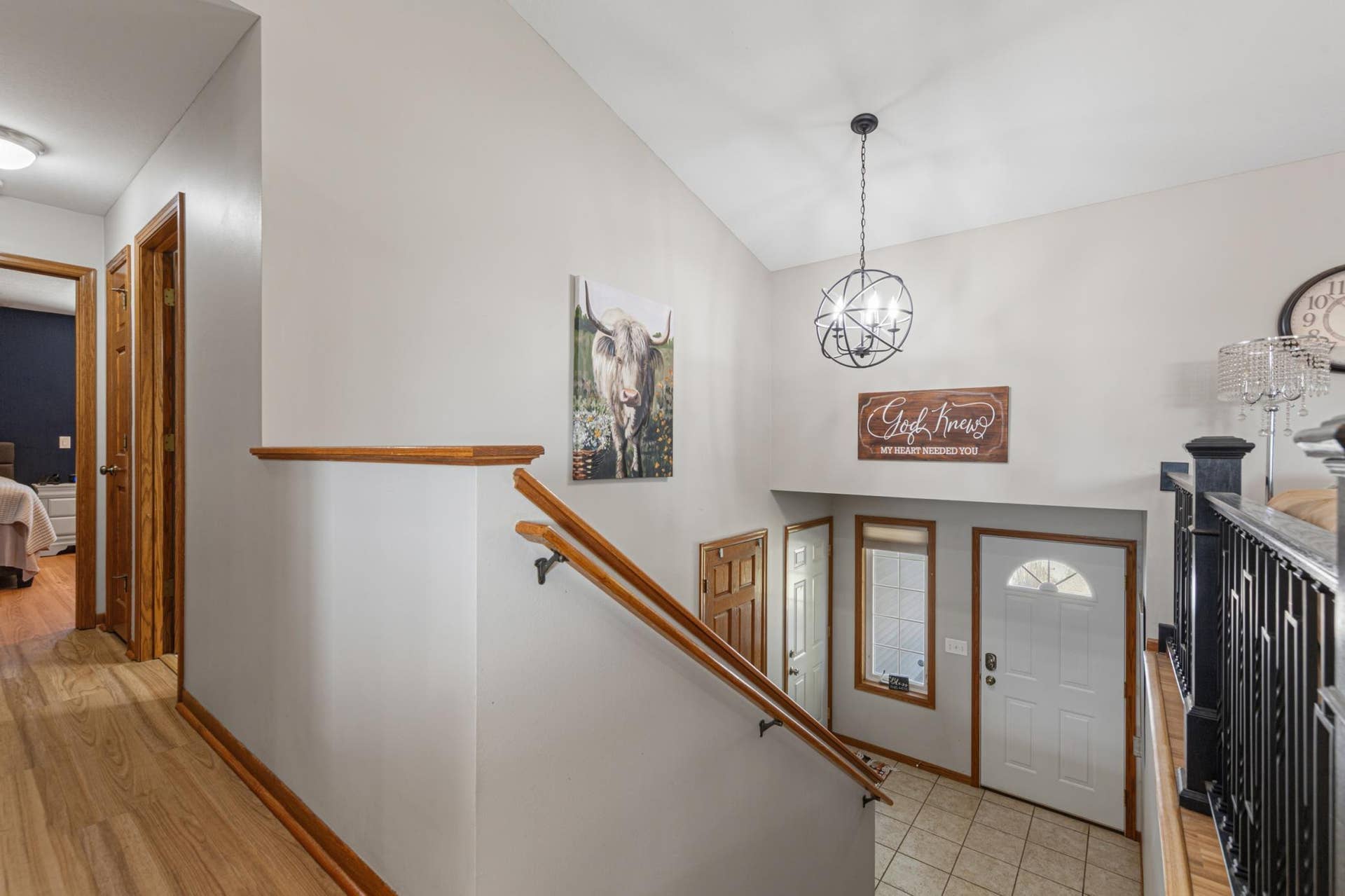 217 Inverness Drive, Mankato, MN 56001 25 foyer_hall.jpg