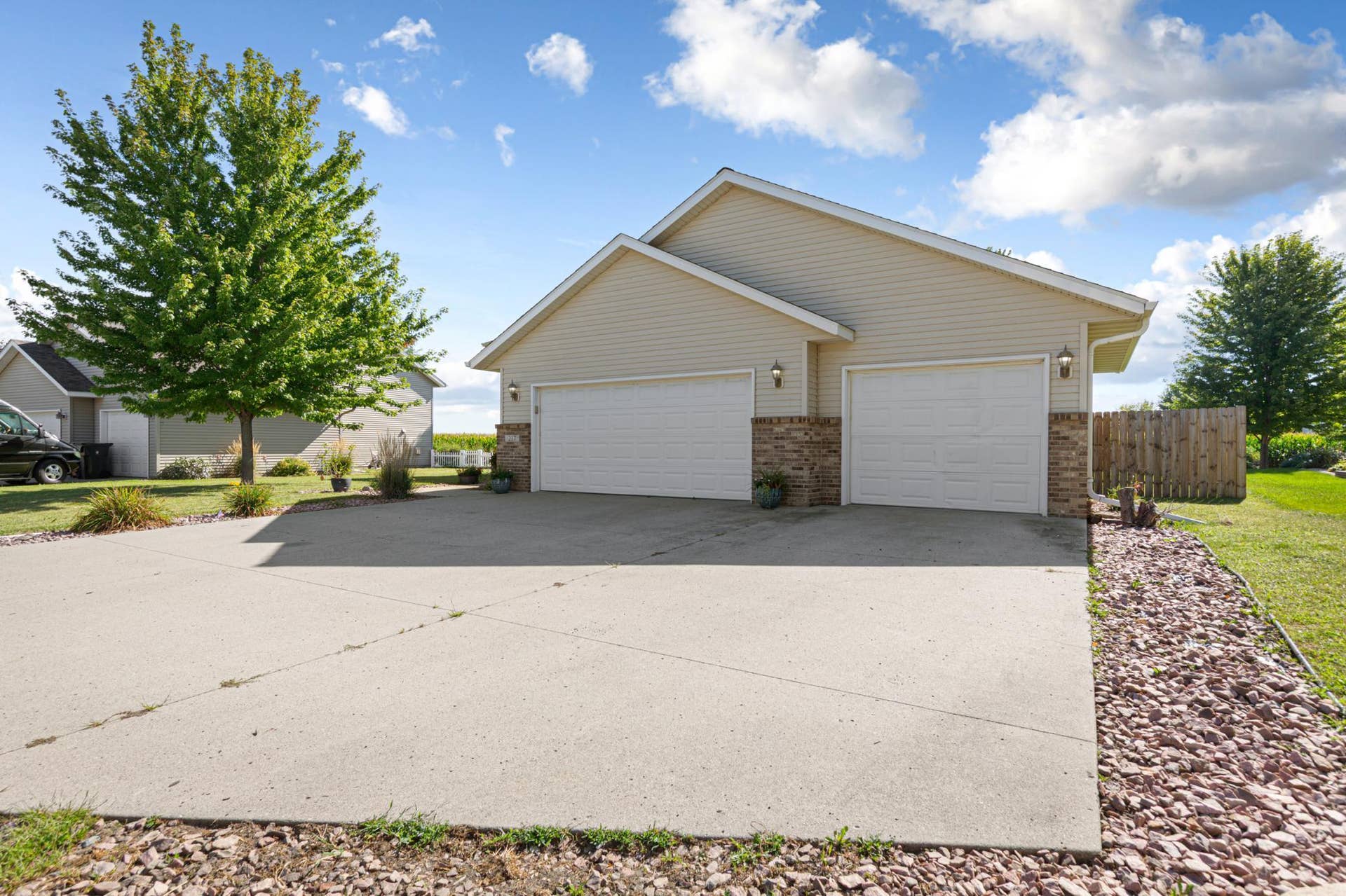 217 Inverness Drive, Mankato, MN 56001 3 front.jpg