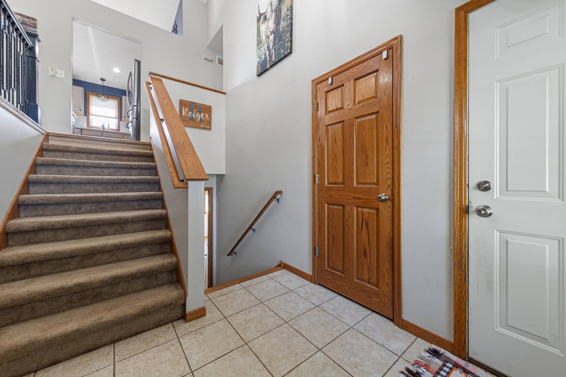 217 Inverness Drive, Mankato, MN 56001 13 foyer.jpg