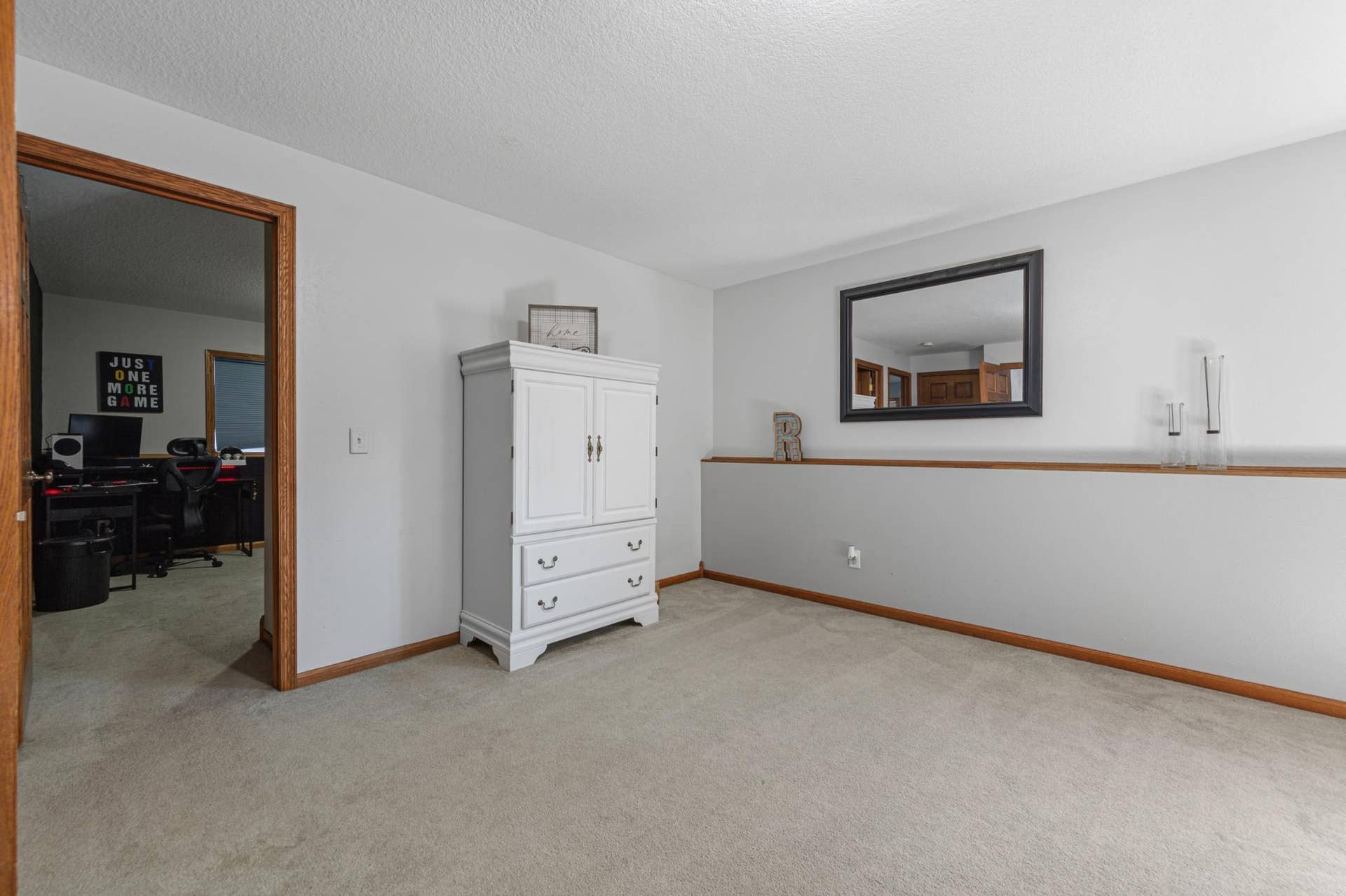 217 Inverness Drive, Mankato, MN 56001 35 family room_lower.jpg