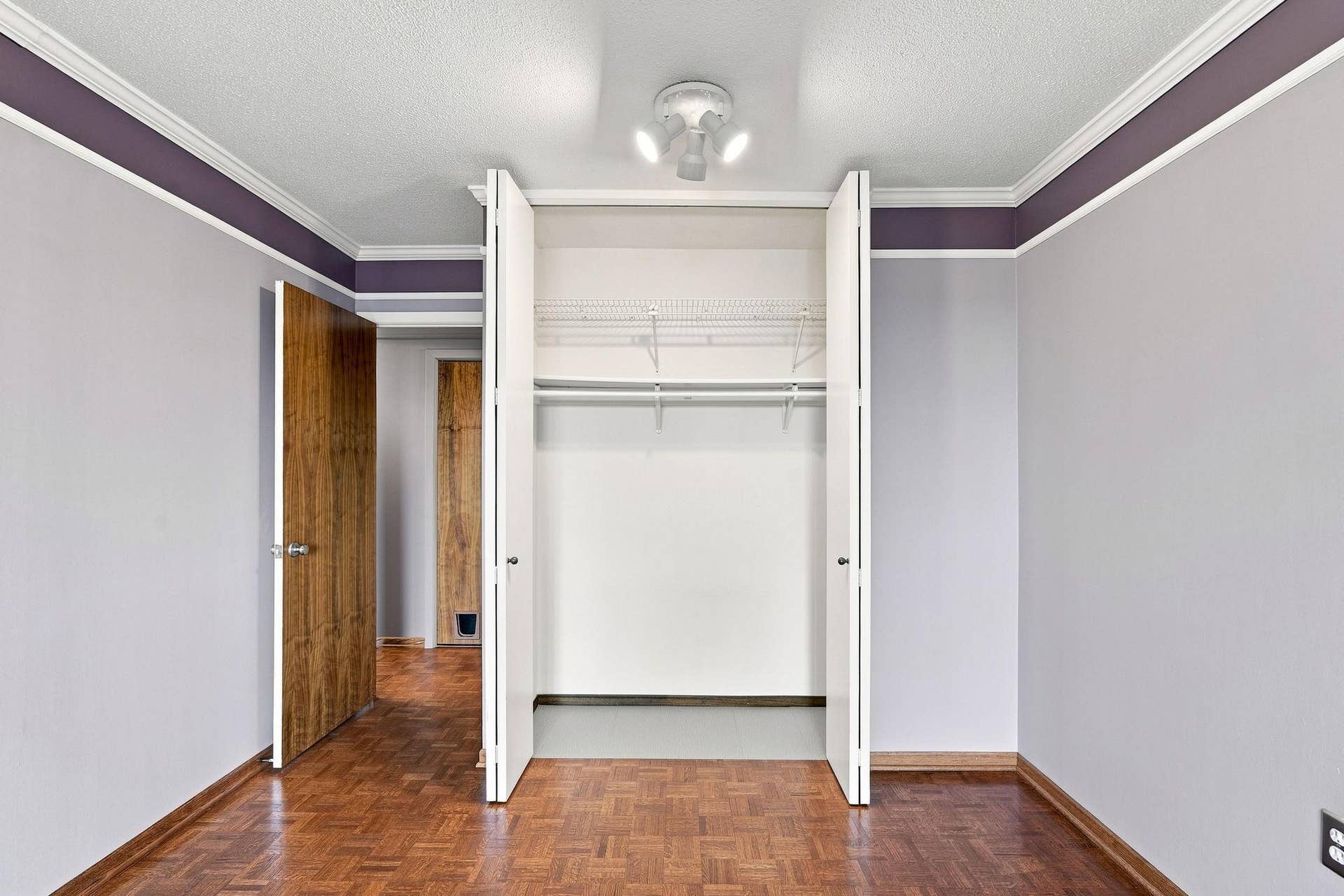 400 Groveland Ave, #708, 45, Minneapolis, MN 55403