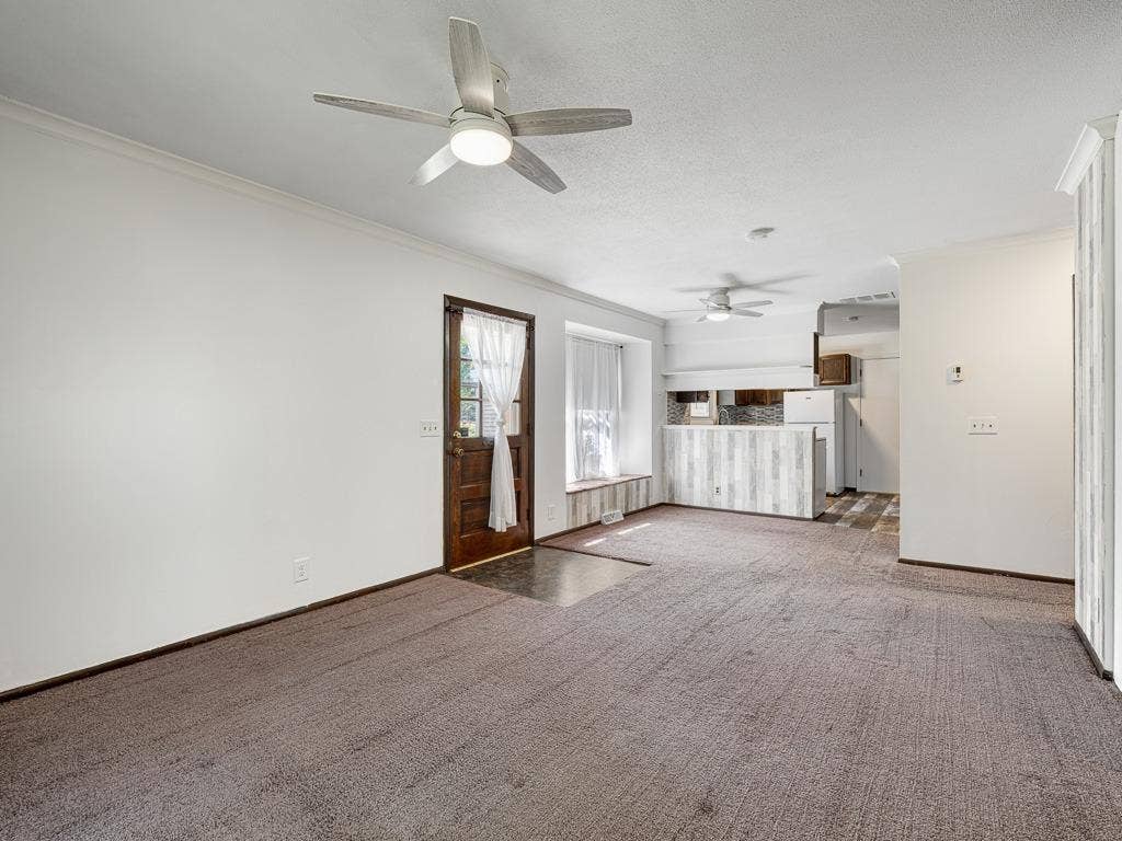 4954 Grenwich Trail N, Oakdale, MN 55128 3-Living-Room (1).jpg