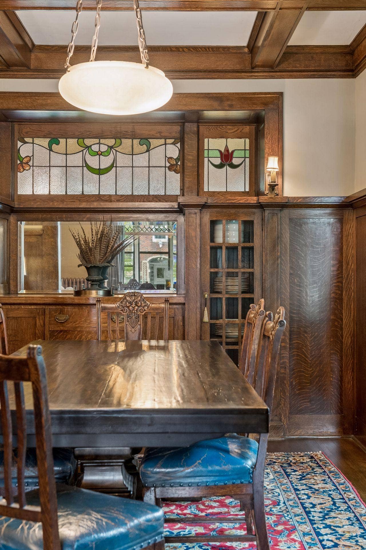 3223 Blaisdell Avenue, 48, Minneapolis, MN 55408 Beautiful woodwork and thoughtful care are part of what makes this home special.