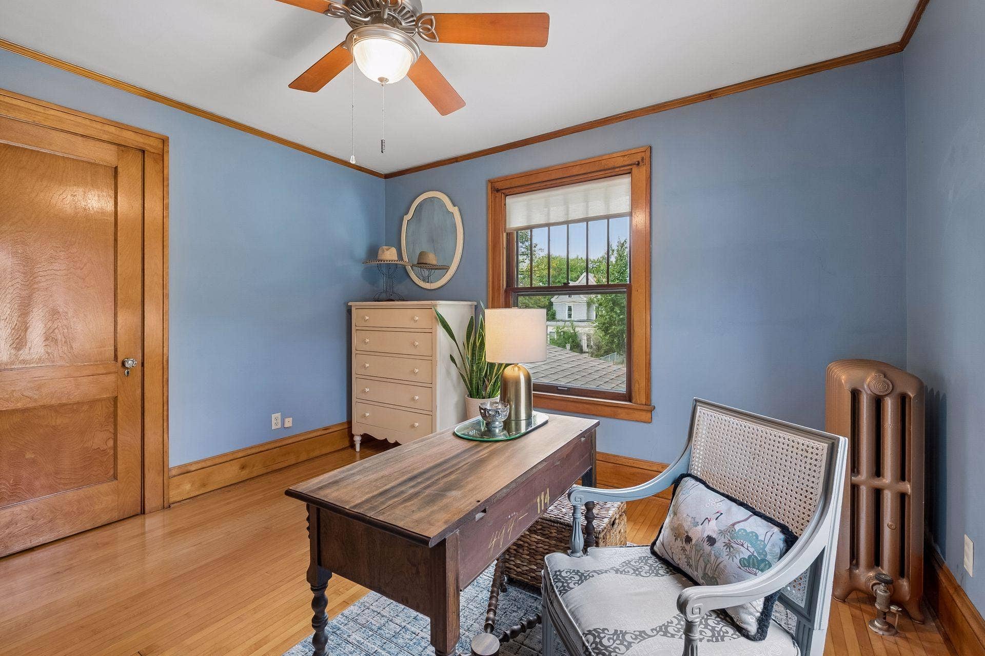 3223 Blaisdell Avenue, 48, Minneapolis, MN 55408 Live up to your expectations in this incredible home.