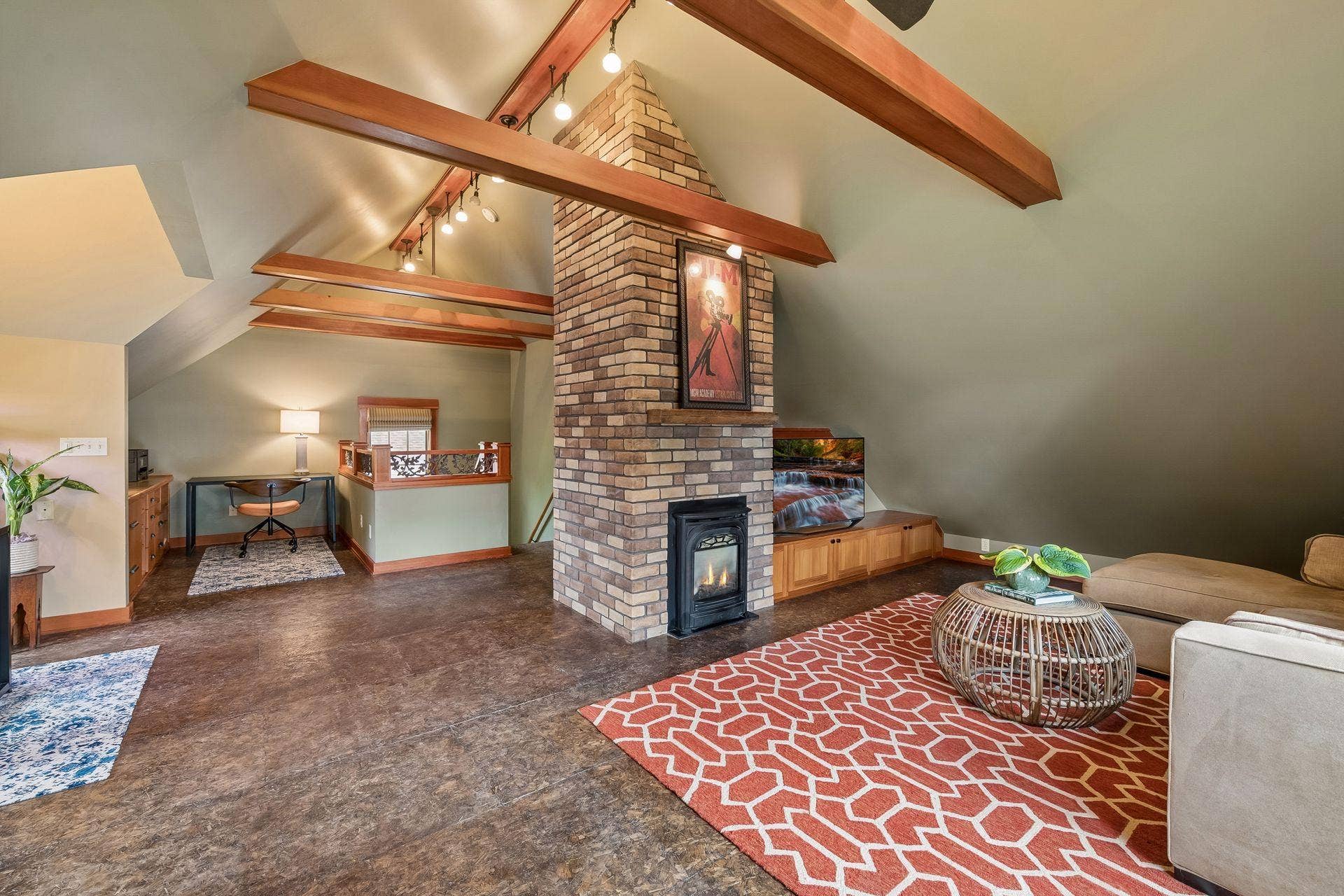 3223 Blaisdell Avenue, 48, Minneapolis, MN 55408 The third floor adds another dimension to this already special home.