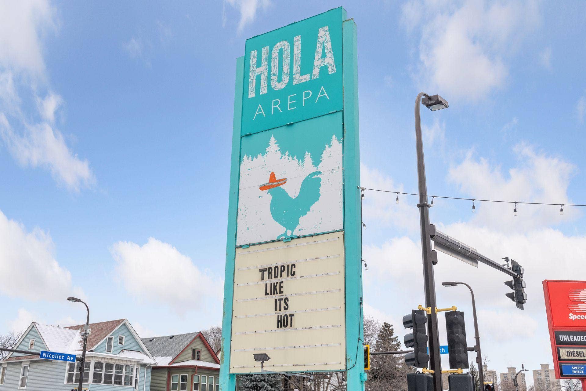 3223 Blaisdell Avenue, 48, Minneapolis, MN 55408 Walk to many highly-acclaimed restaurants including Hola Arepa, Pat's Tap, Ramen Kazama and many more.