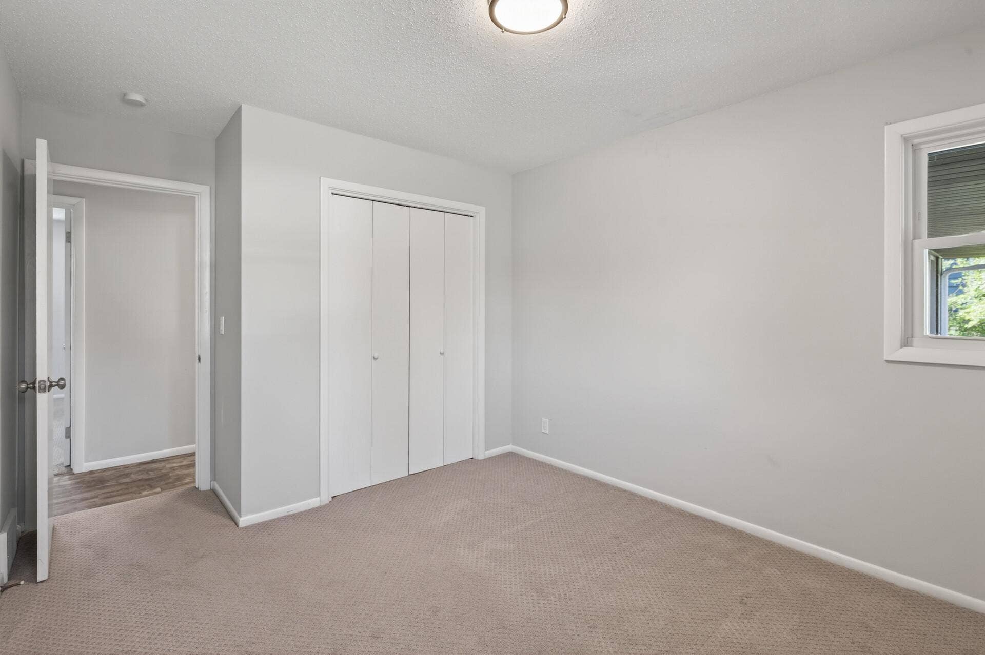 2580 Winfield Avenue, Golden Valley, MN 55422 3rd main floor bedroom