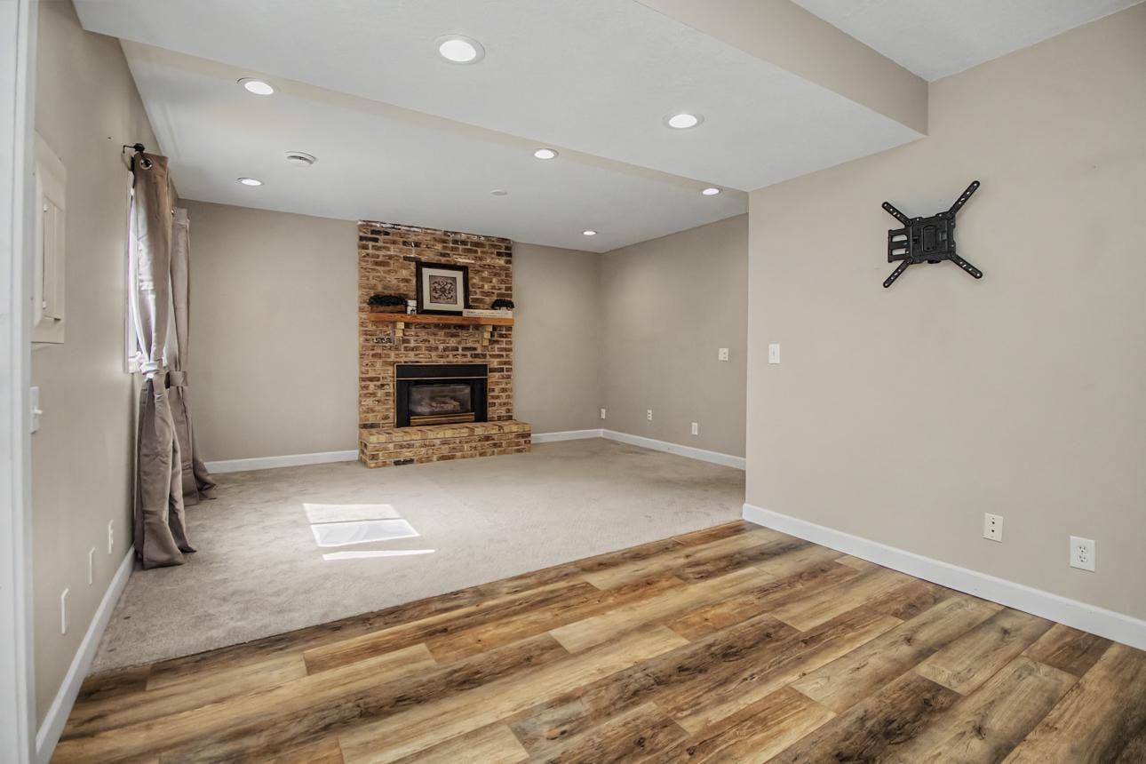2819 Wimbledon Ridge, Woodbury, MN 55125 2819 Wimbledon Ridge, Woodbury, MN 55125