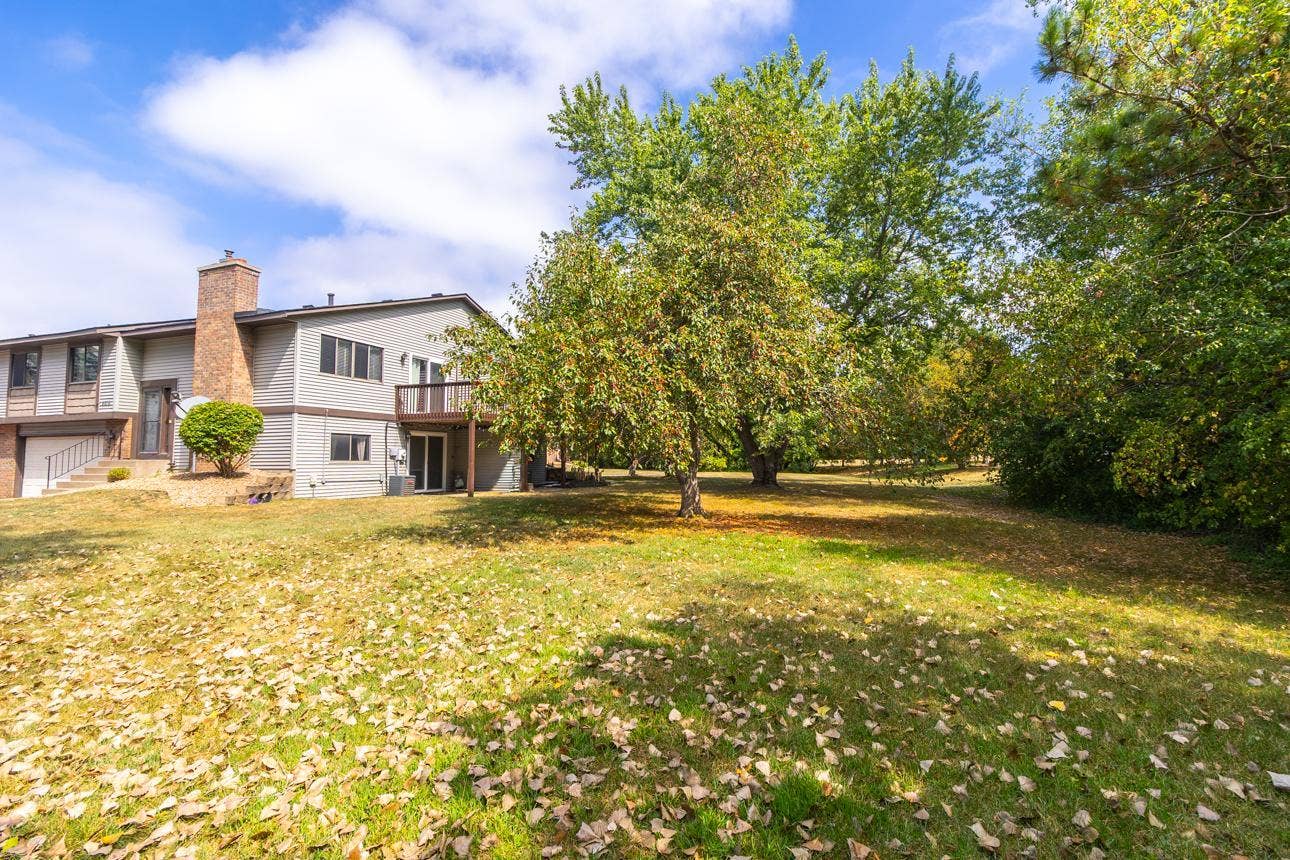 2819 Wimbledon Ridge, Woodbury, MN 55125 2819 Wimbledon Ridge, Woodbury, MN 55125