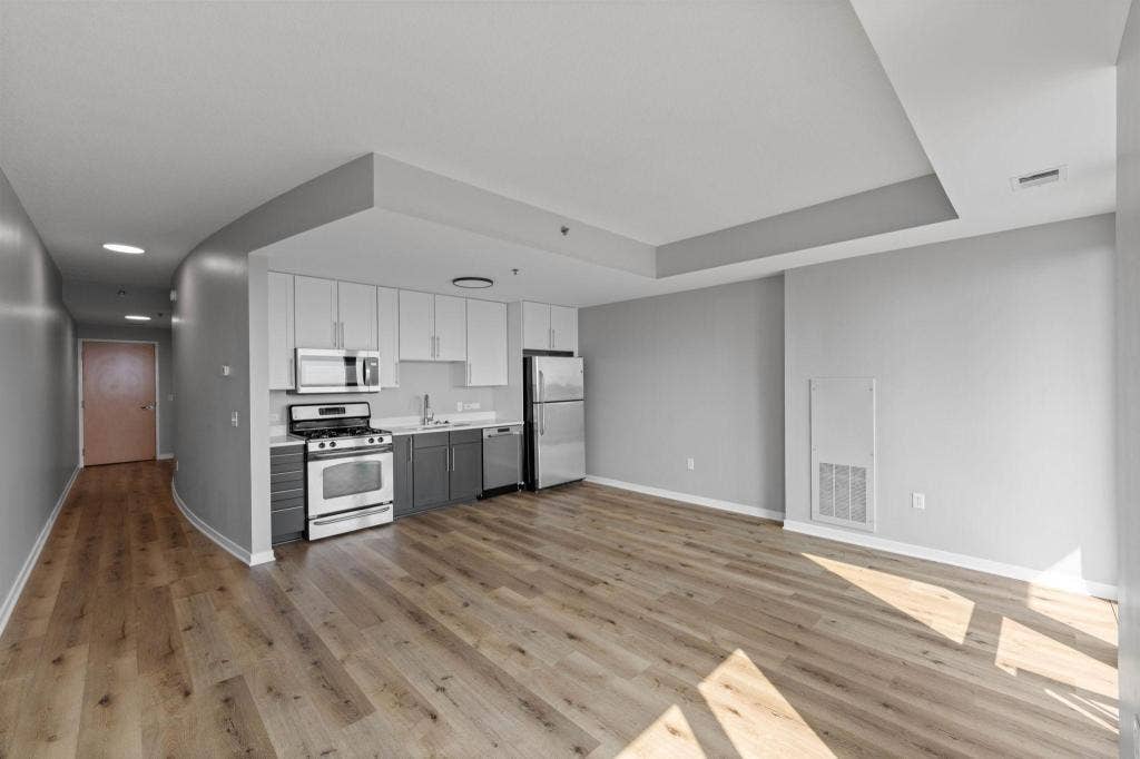 929 Portland Ave, #1310, 24, Minneapolis, MN 55404 929 Portland Ave, #1310, 24, Minneapolis, MN 55404