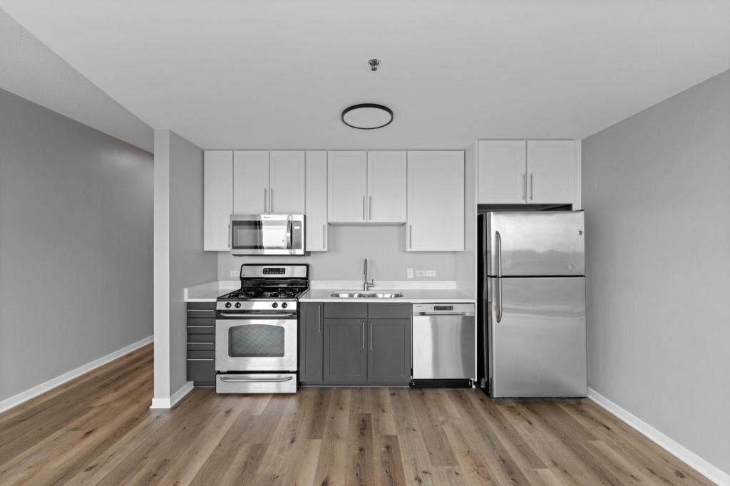 929 Portland Ave, #1310, 24, Minneapolis, MN 55404 929 Portland Ave, #1310, 24, Minneapolis, MN 55404