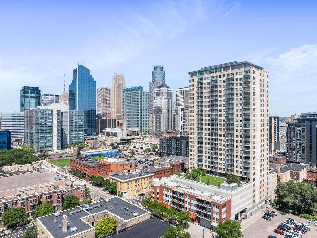 929 Portland Ave, #1310, 24, Minneapolis, MN 55404 929 Portland Ave, #1310, 24, Minneapolis, MN 55404