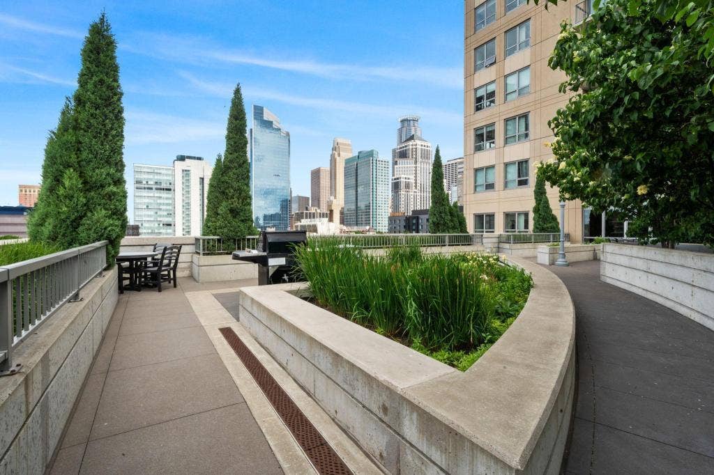 929 Portland Ave, #1310, 24, Minneapolis, MN 55404 929 Portland Ave, #1310, 24, Minneapolis, MN 55404