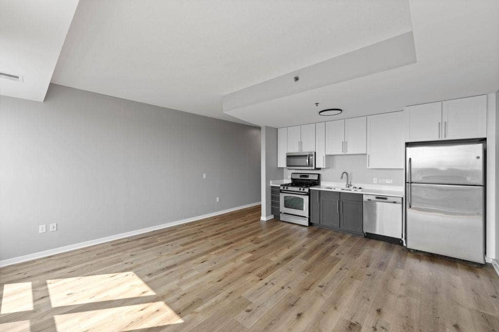 929 Portland Ave, #1310, 24, Minneapolis, MN 55404 929 Portland Ave, #1310, 24, Minneapolis, MN 55404