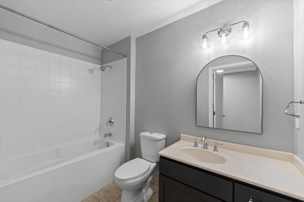 929 Portland Ave, #1310, 24, Minneapolis, MN 55404 929 Portland Ave, #1310, 24, Minneapolis, MN 55404