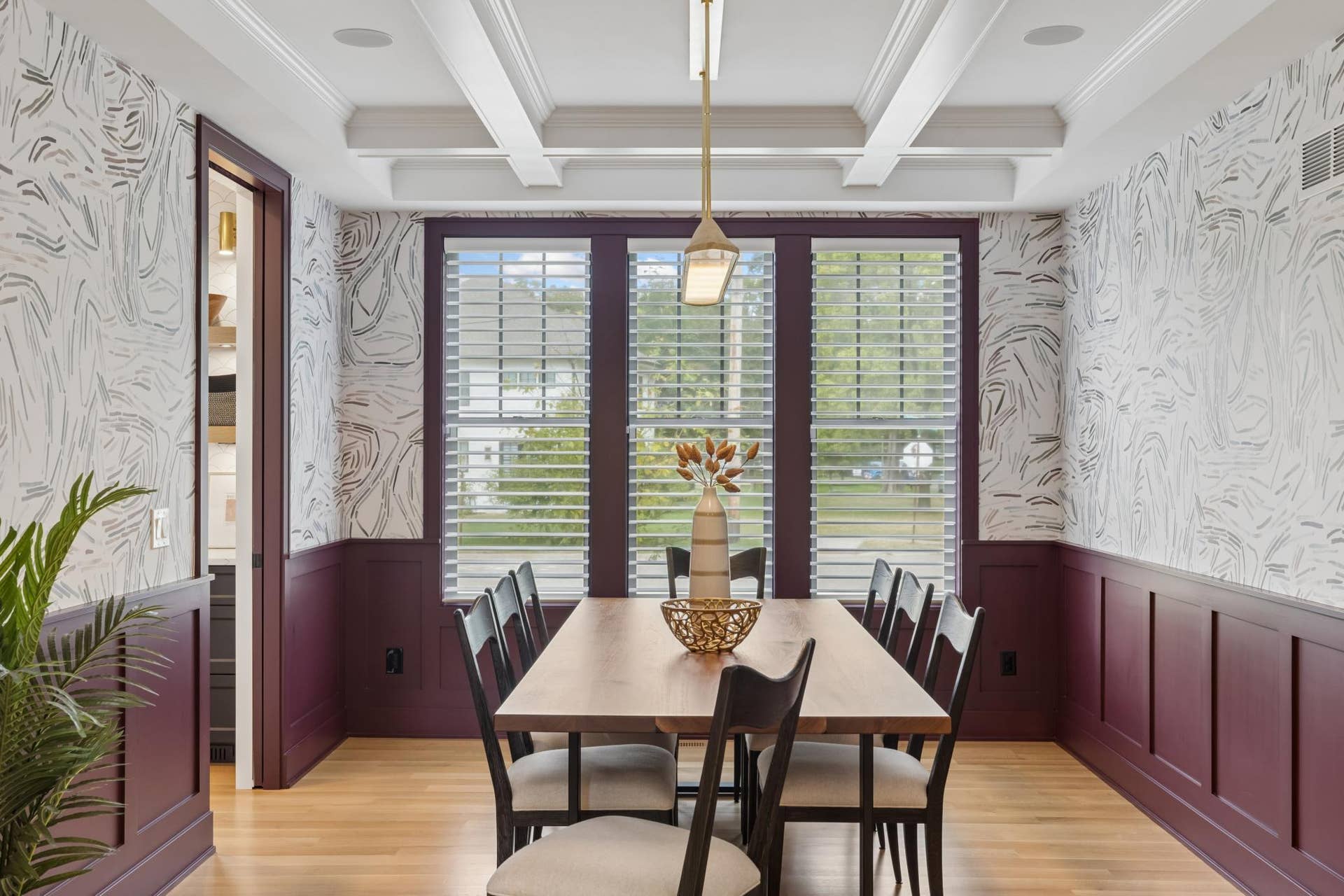 363 Woodlawn Avenue, 95, Saint Paul, MN 55105 Spacious dining room with wainscoting.