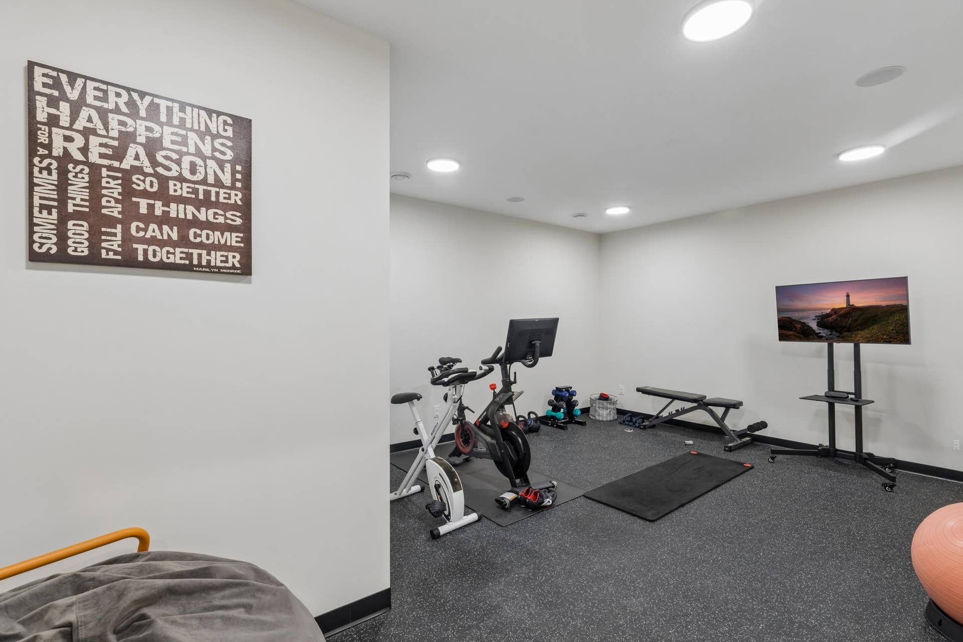 363 Woodlawn Avenue, 95, Saint Paul, MN 55105 Dedicated exercise room with plenty of space for workouts