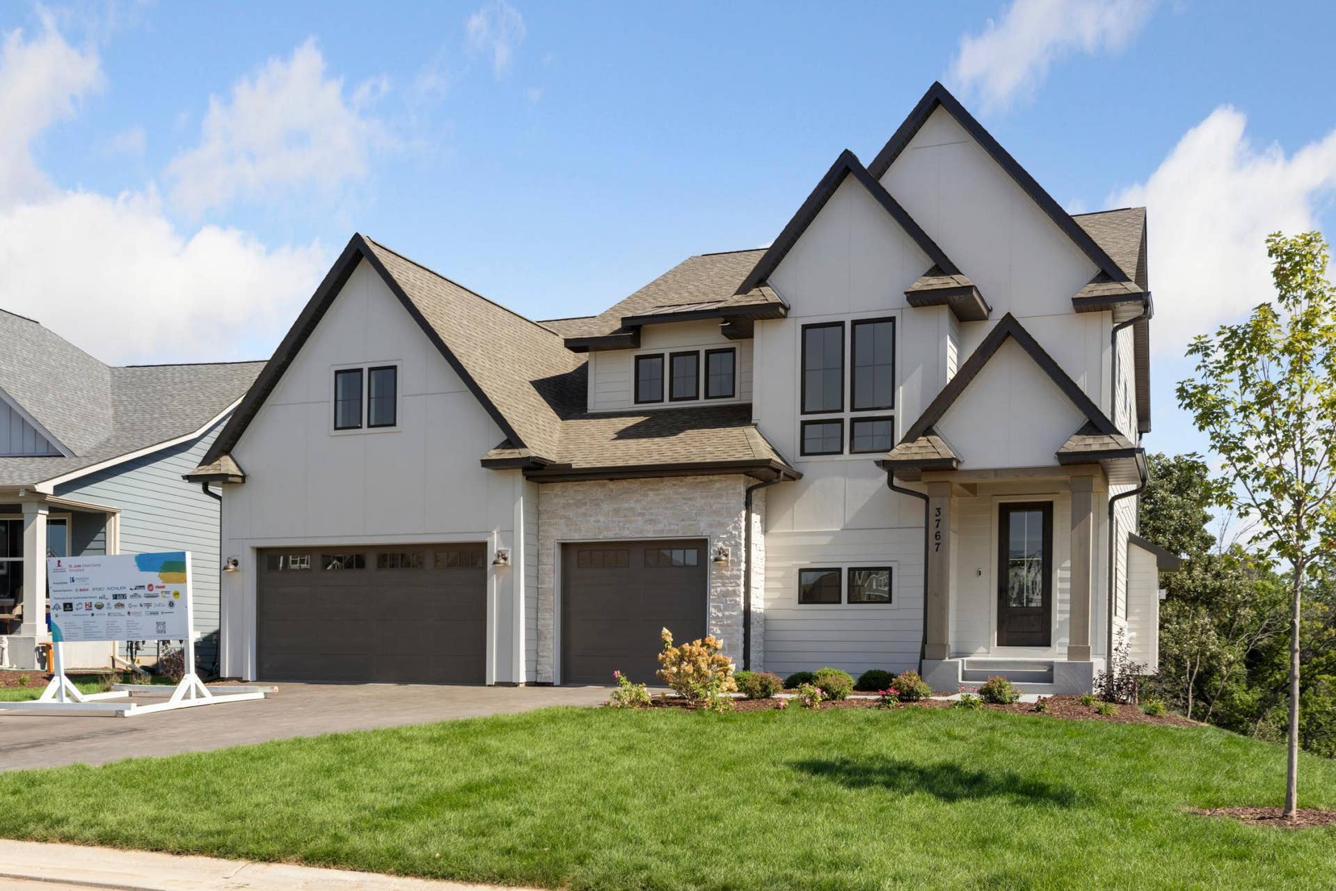 3767 Knightsbridge Lane N, Lake Elmo, MN 55042 3767 Knightsbridge Lane N, Lake Elmo, MN 55042