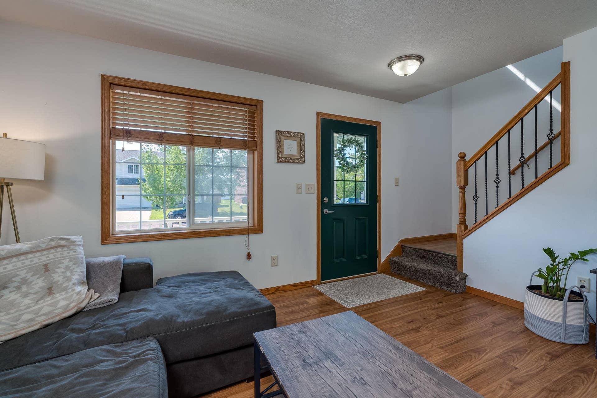 144 Savannah Court, Mankato, MN 56001 144 Savannah Court, Mankato, MN 56001
