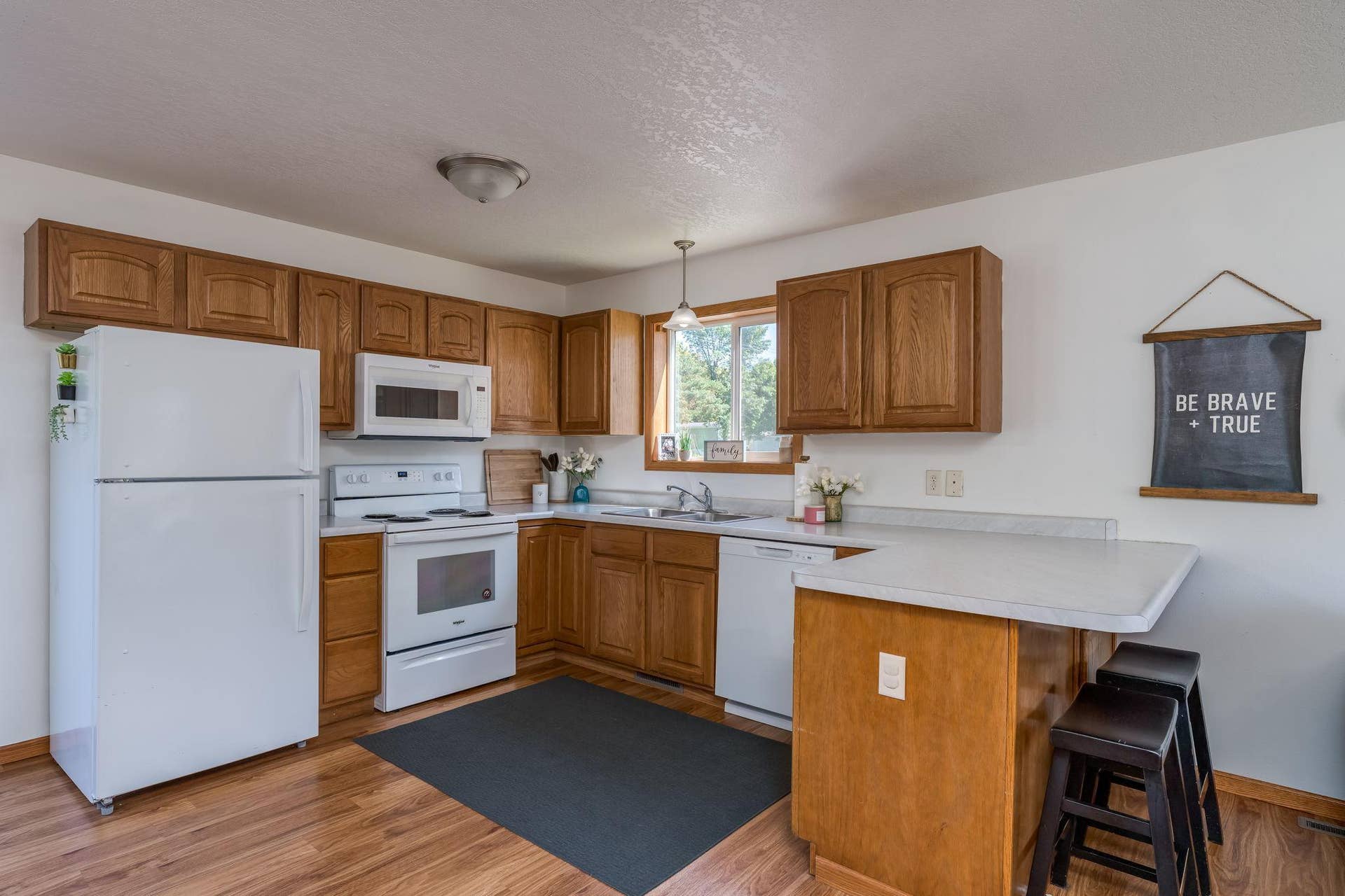 144 Savannah Court, Mankato, MN 56001 144 Savannah Court, Mankato, MN 56001