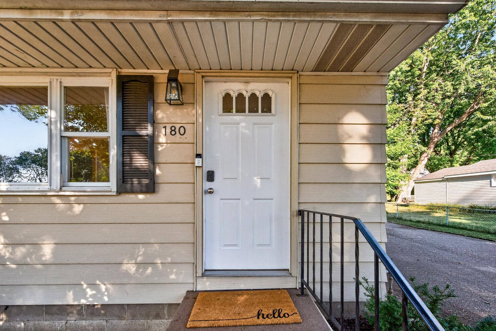 180 Grenadier Avenue N, Oakdale, MN 55128 180 Grenadier Avenue N, Oakdale, MN 55128