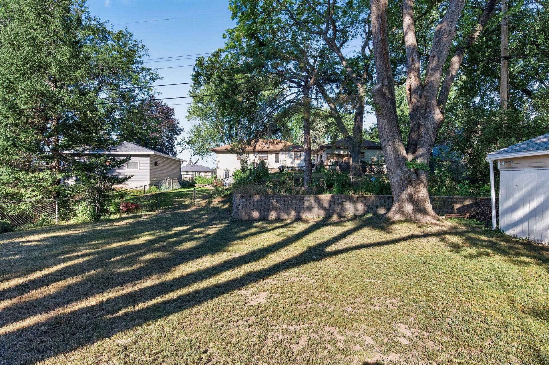 180 Grenadier Avenue N, Oakdale, MN 55128 180 Grenadier Avenue N, Oakdale, MN 55128