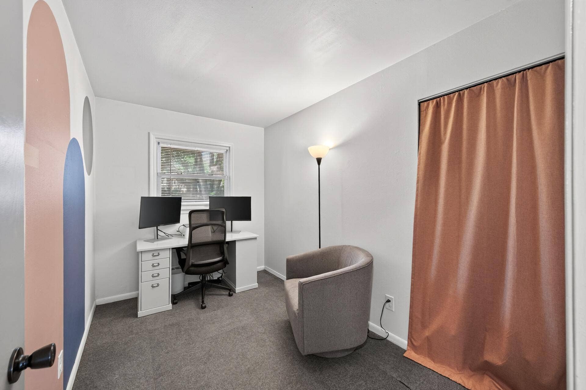 180 Grenadier Avenue N, Oakdale, MN 55128 180 Grenadier Avenue N, Oakdale, MN 55128