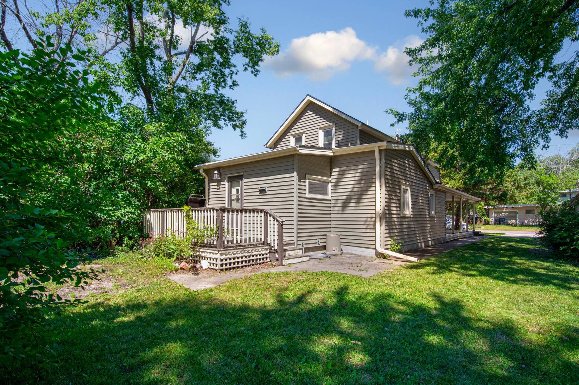 1518 4th Avenue, Mankato, MN 56001 1518 4th Avenue, Mankato, MN 56001