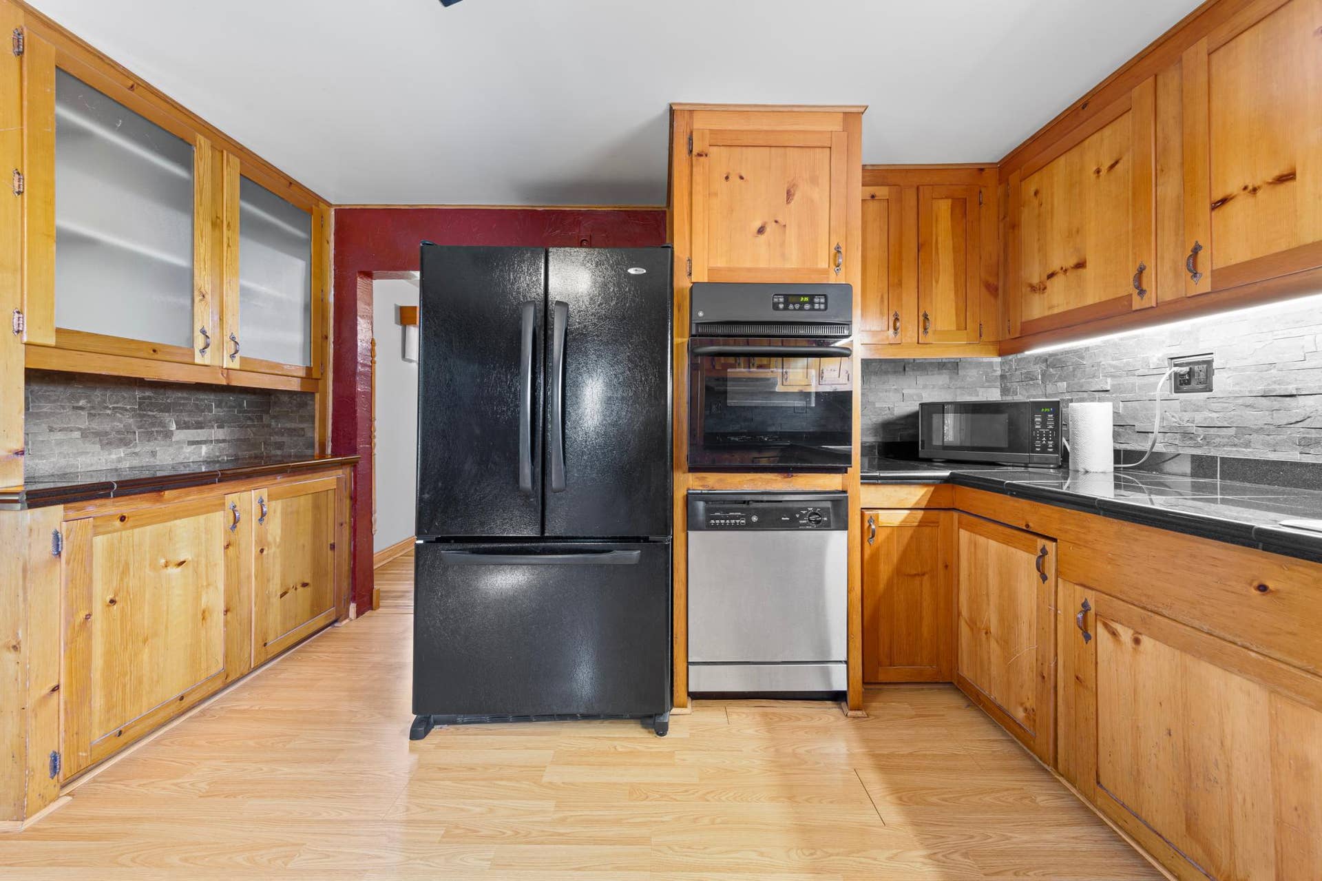 1518 4th Avenue, Mankato, MN 56001 1518 4th Avenue, Mankato, MN 56001