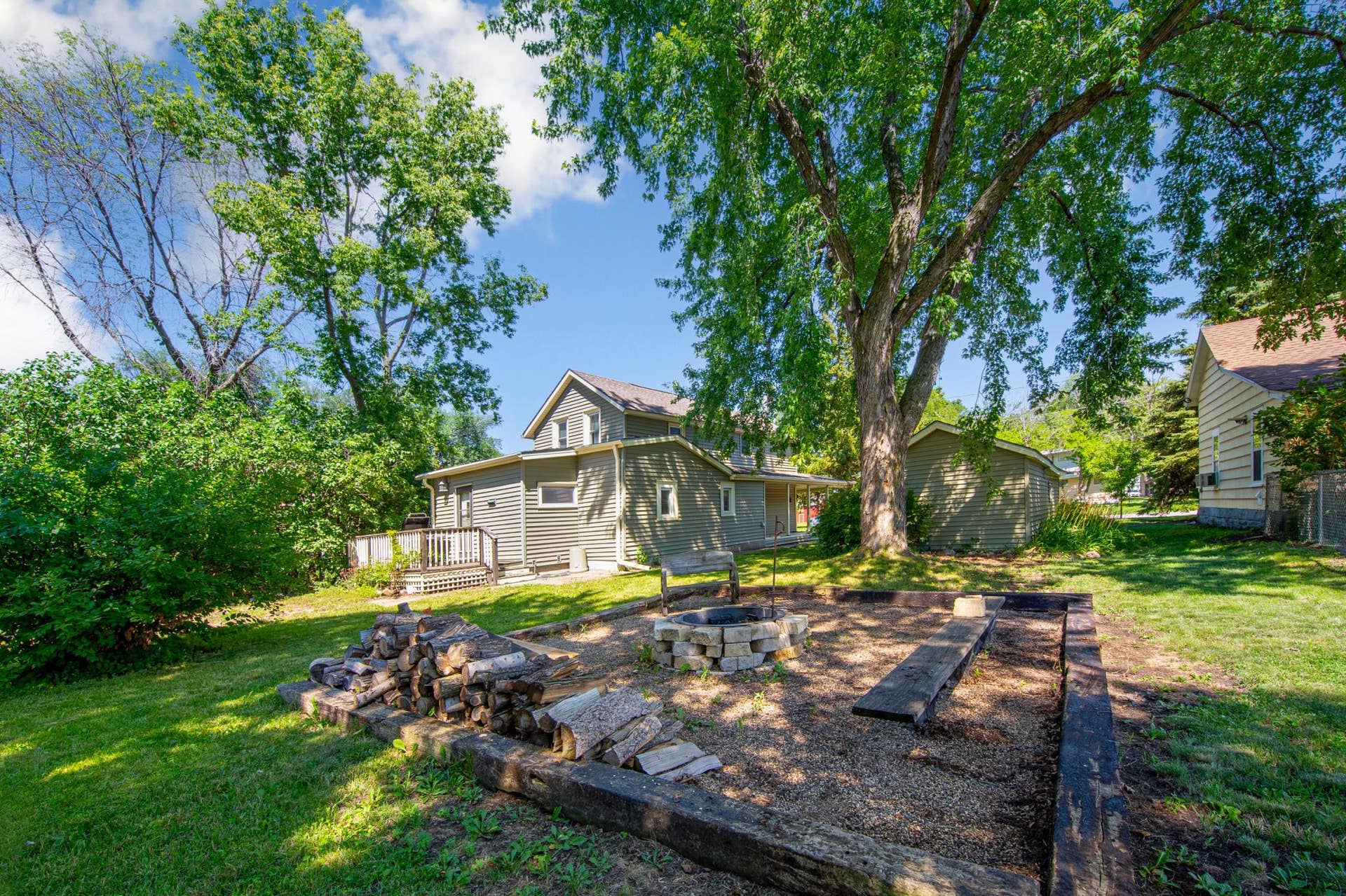 1518 4th Avenue, Mankato, MN 56001 1518 4th Avenue, Mankato, MN 56001