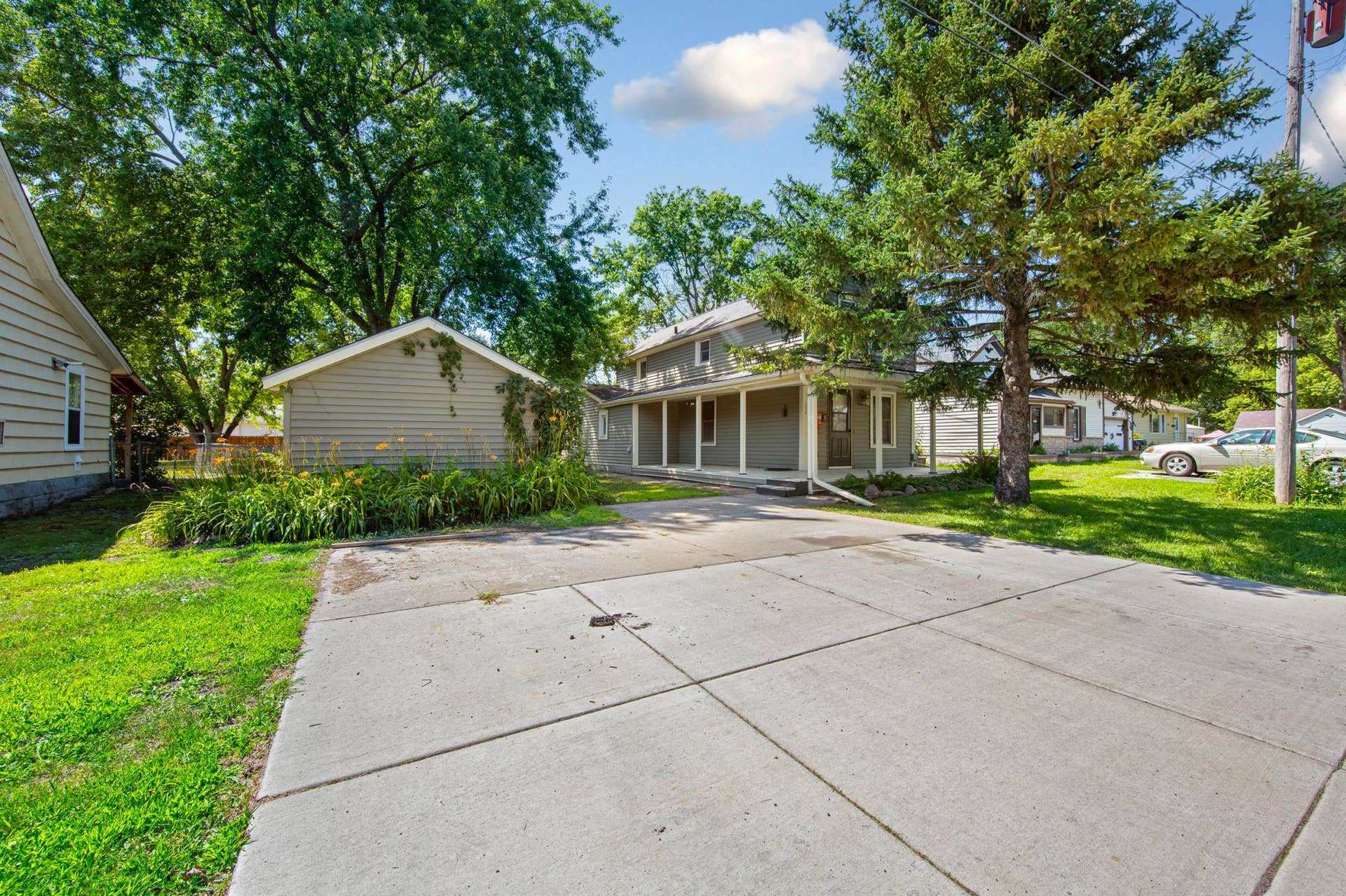 1518 4th Avenue, Mankato, MN 56001 1518 4th Avenue, Mankato, MN 56001