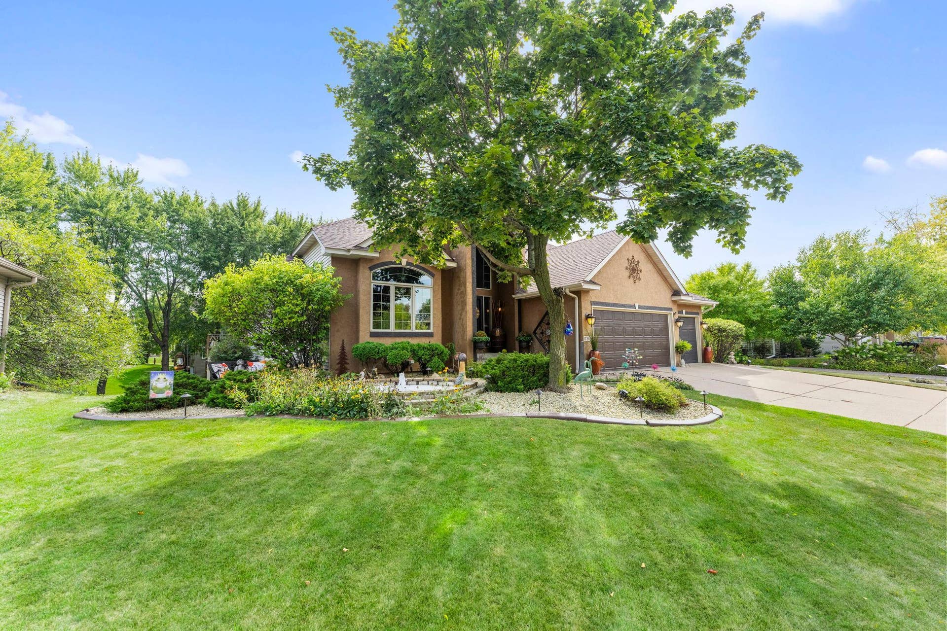 17269 80th Place N, Maple Grove, MN 55311 17269 80th Place N, Maple Grove, MN 55311
