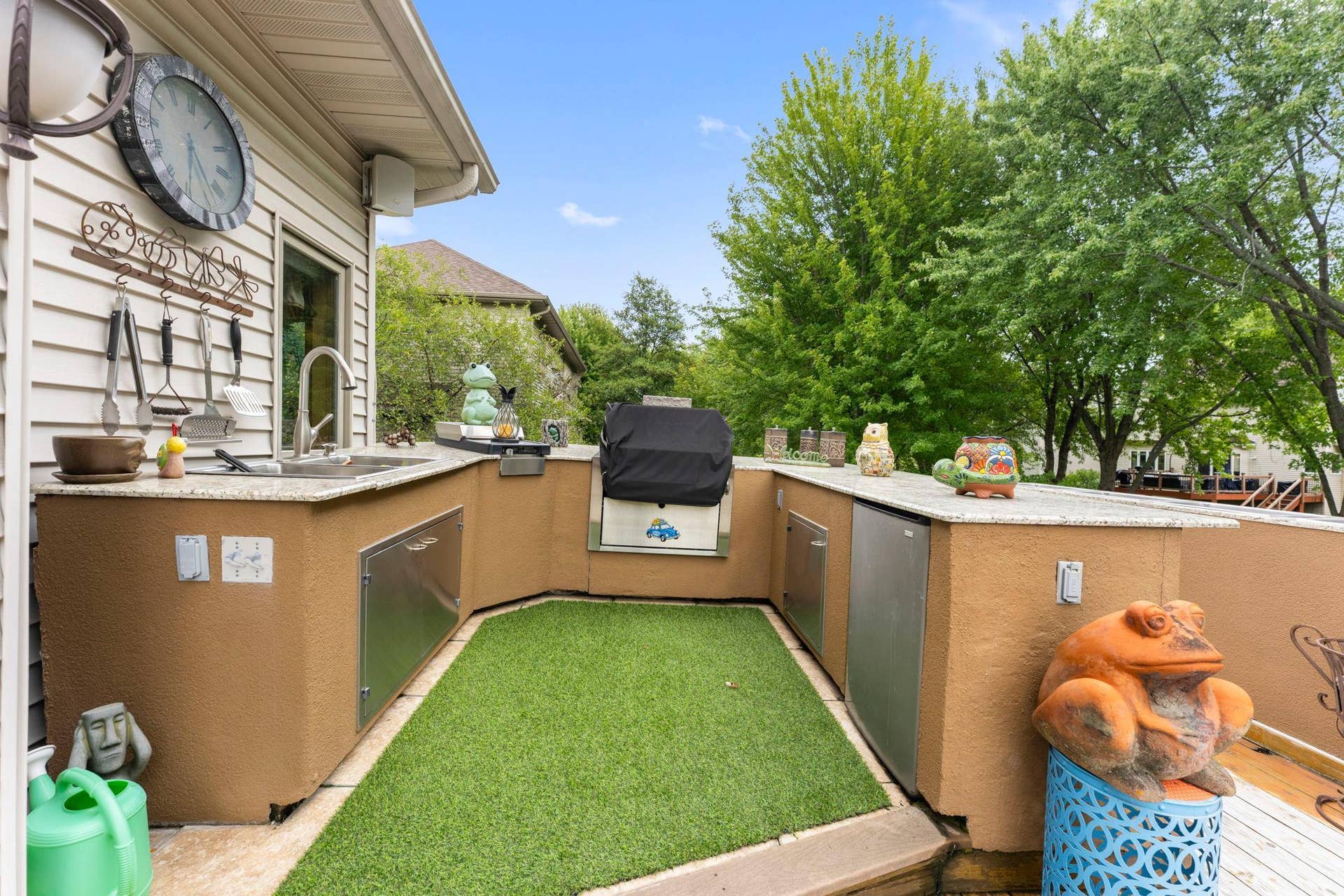 17269 80th Place N, Maple Grove, MN 55311 Outdoor Kitchen