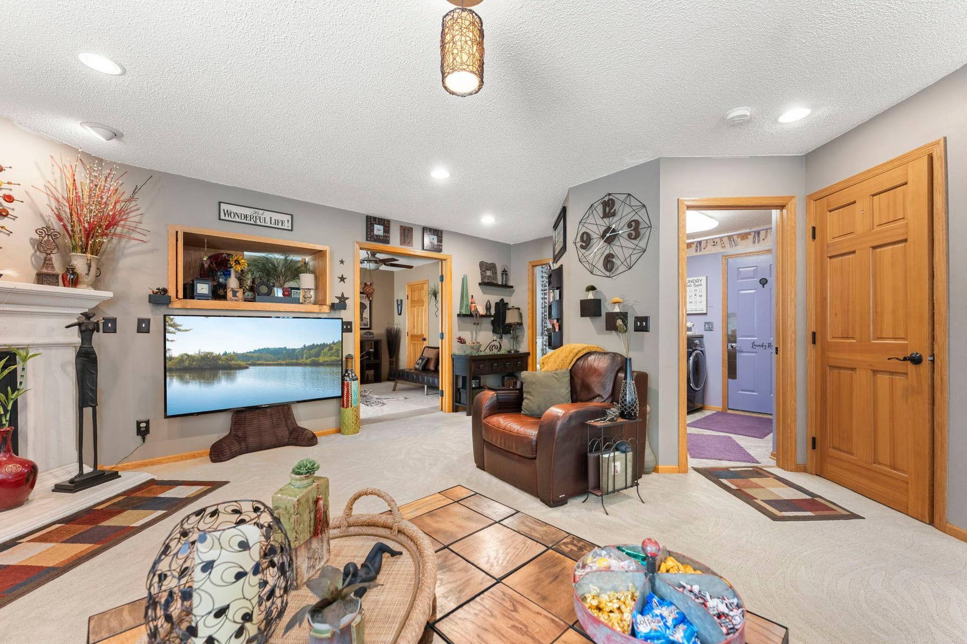 17269 80th Place N, Maple Grove, MN 55311 Mudroom/laundry room is off of the Family Room