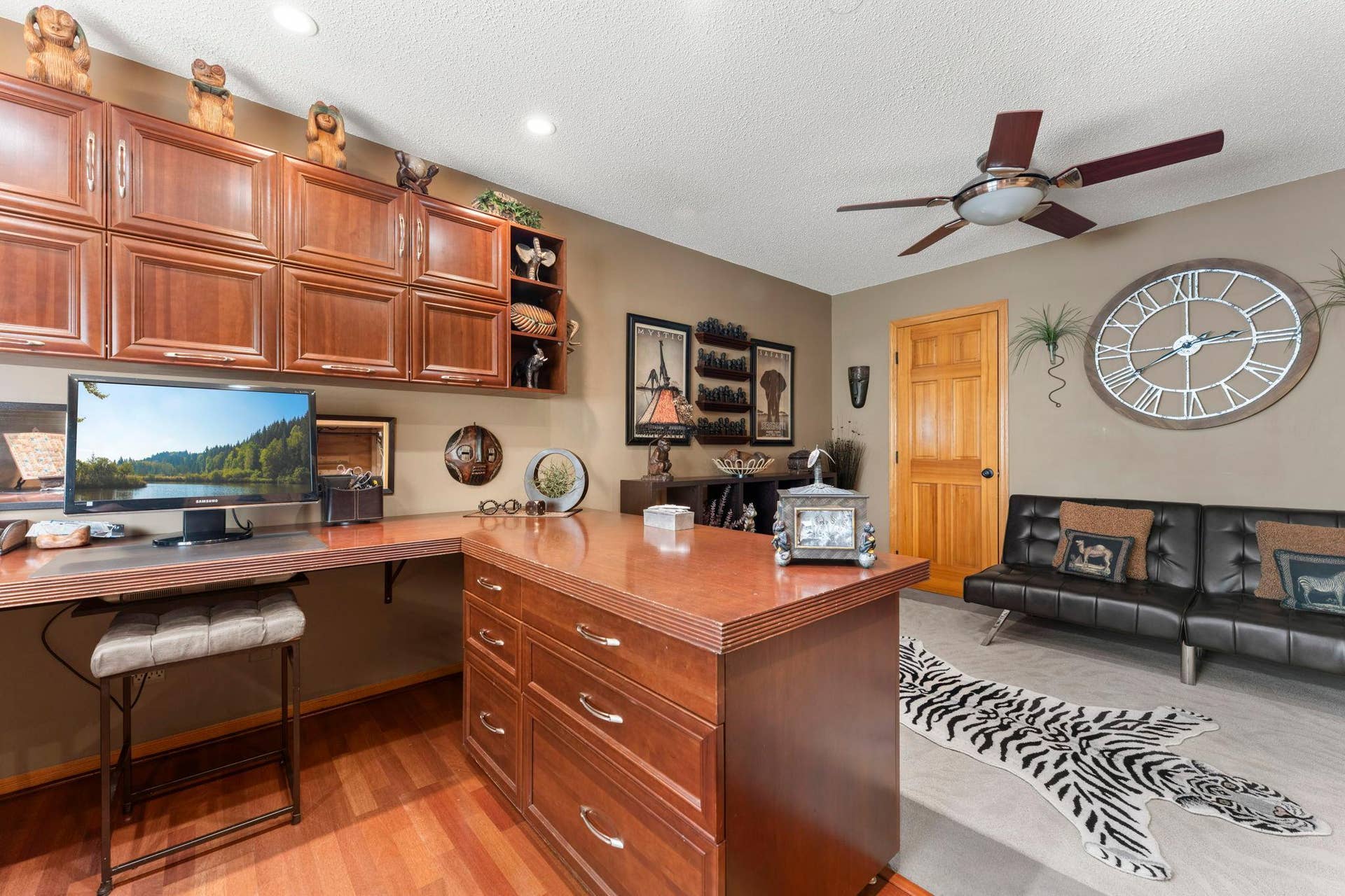 17269 80th Place N, Maple Grove, MN 55311 Walk-in closet in the spacious bedroom