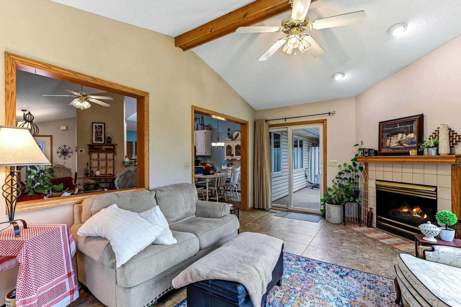 9205 Yorkshire Lane, Brooklyn Park, MN 55443 9205 Yorkshire Lane, Brooklyn Park, MN 55443