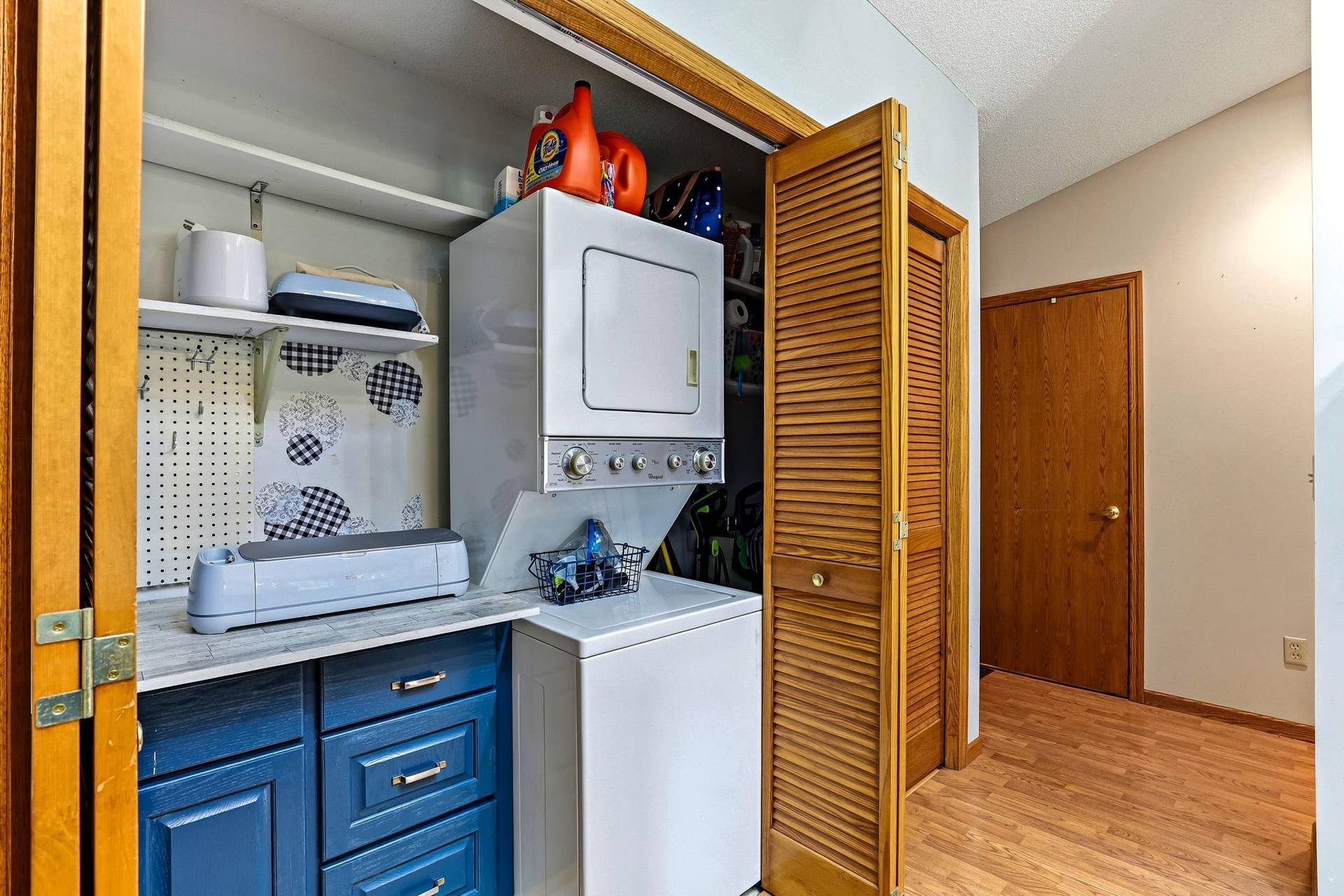 9205 Yorkshire Lane, Brooklyn Park, MN 55443 9205 Yorkshire Lane, Brooklyn Park, MN 55443