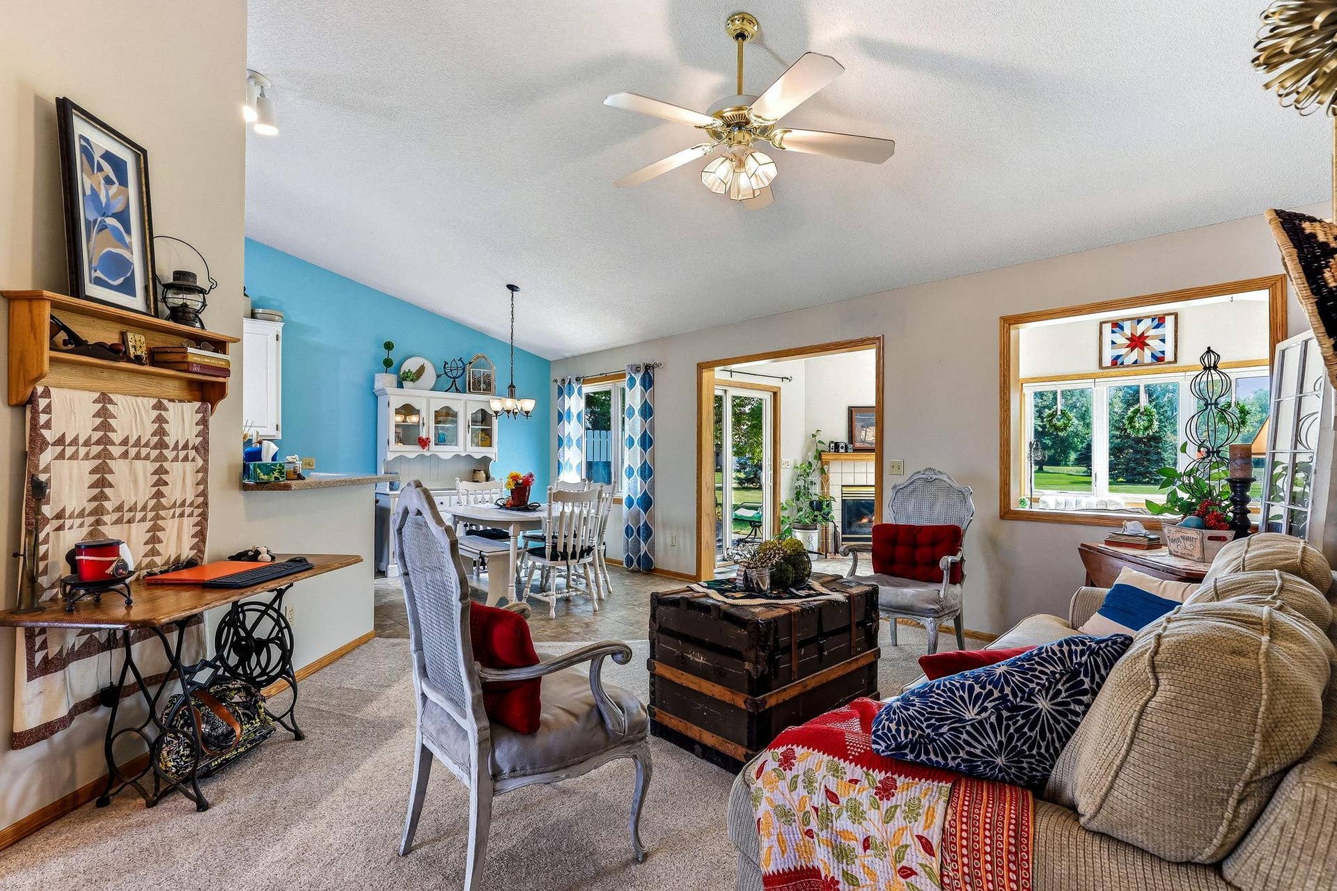 9205 Yorkshire Lane, Brooklyn Park, MN 55443 9205 Yorkshire Lane, Brooklyn Park, MN 55443