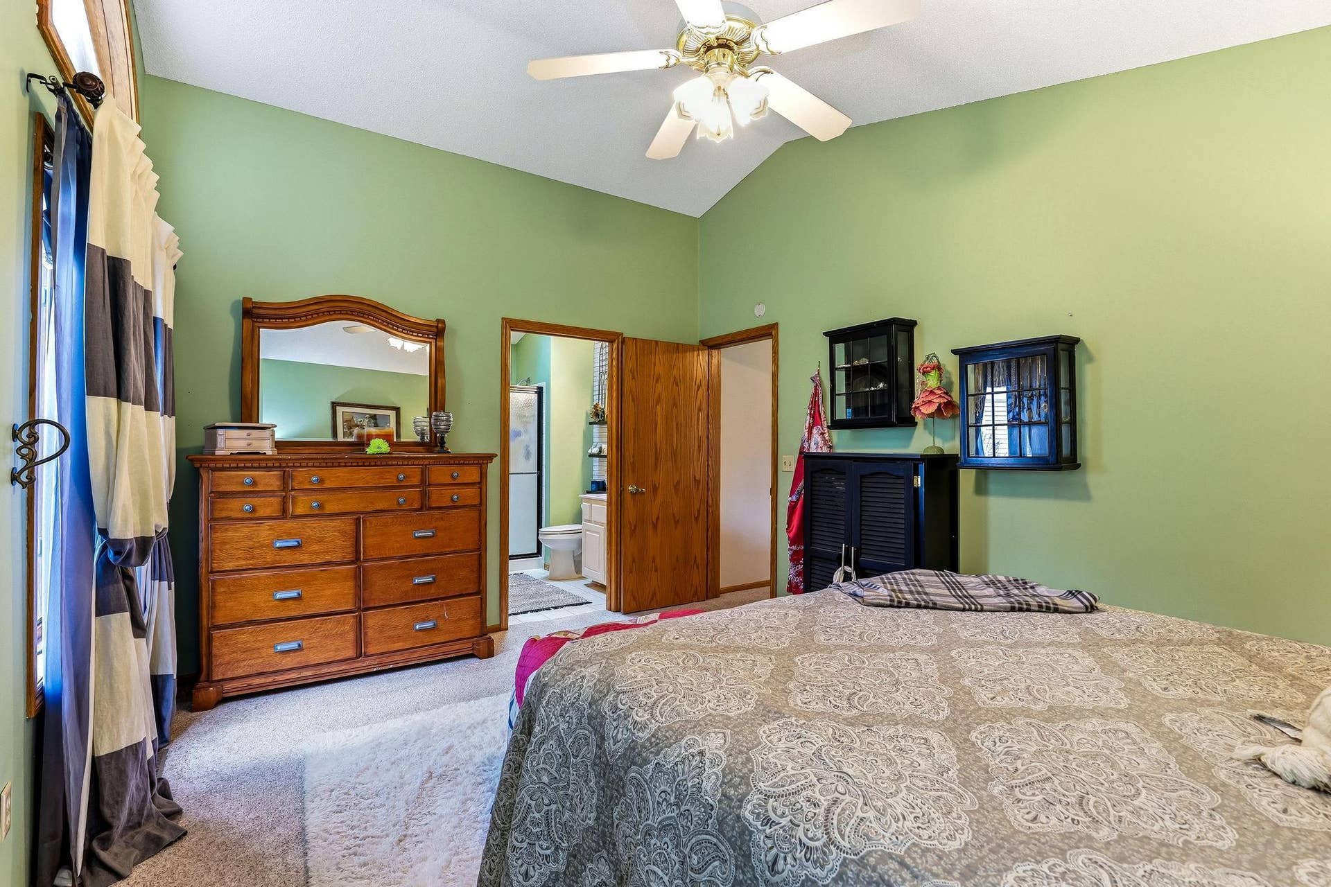 9205 Yorkshire Lane, Brooklyn Park, MN 55443 9205 Yorkshire Lane, Brooklyn Park, MN 55443