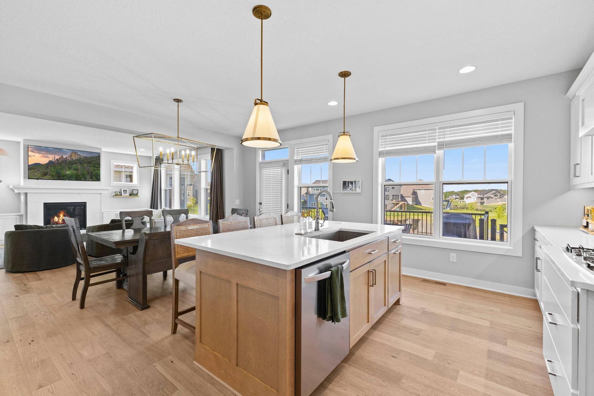 10166 Shadyview Lane N, Maple Grove, MN 55311 Vivid Space_10166 Shadyview Ln N_23.jpg