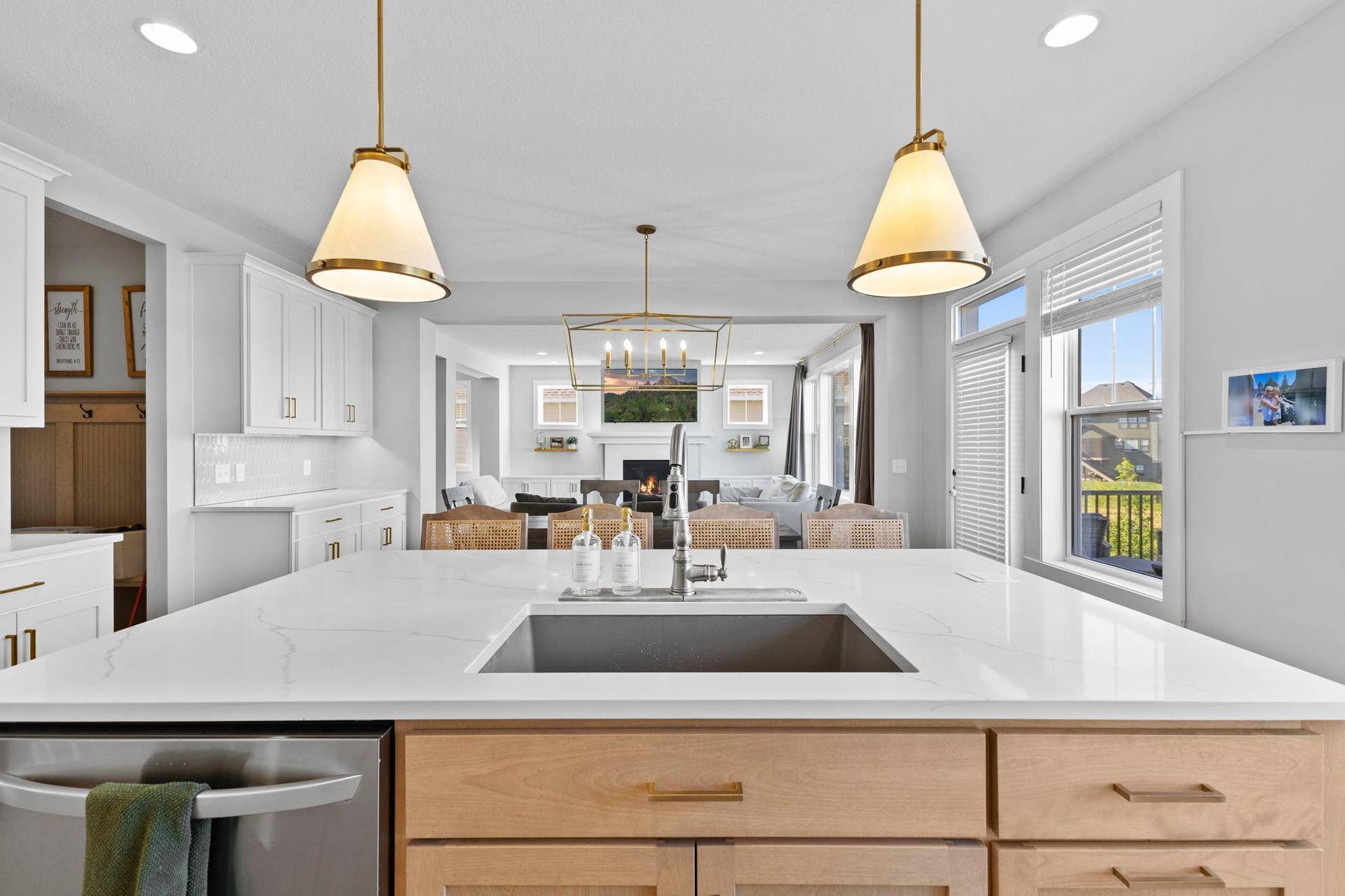 10166 Shadyview Lane N, Maple Grove, MN 55311 Vivid Space_10166 Shadyview Ln N_22.jpg