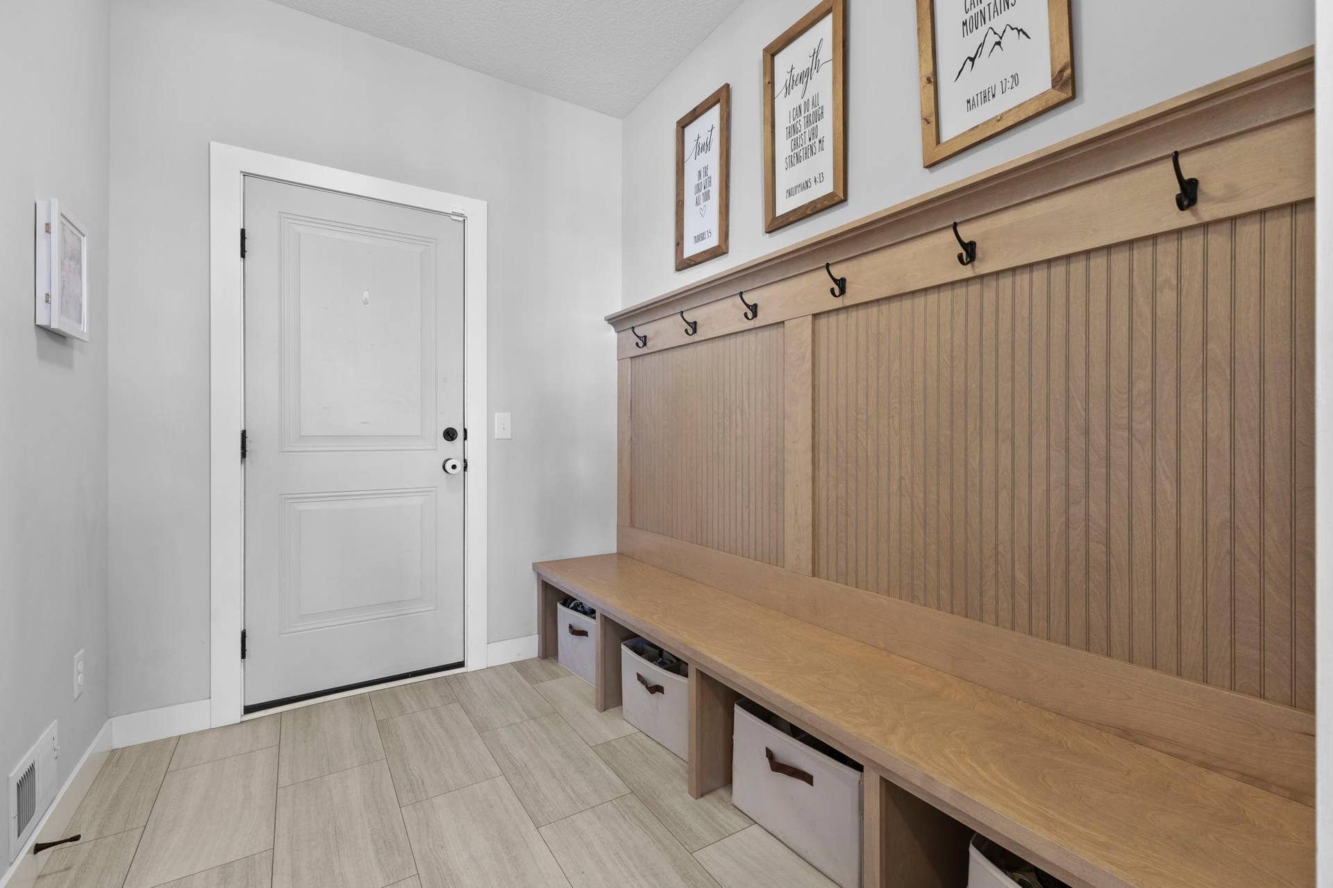10166 Shadyview Lane N, Maple Grove, MN 55311 Vivid Space_10166 Shadyview Ln N_27.jpg