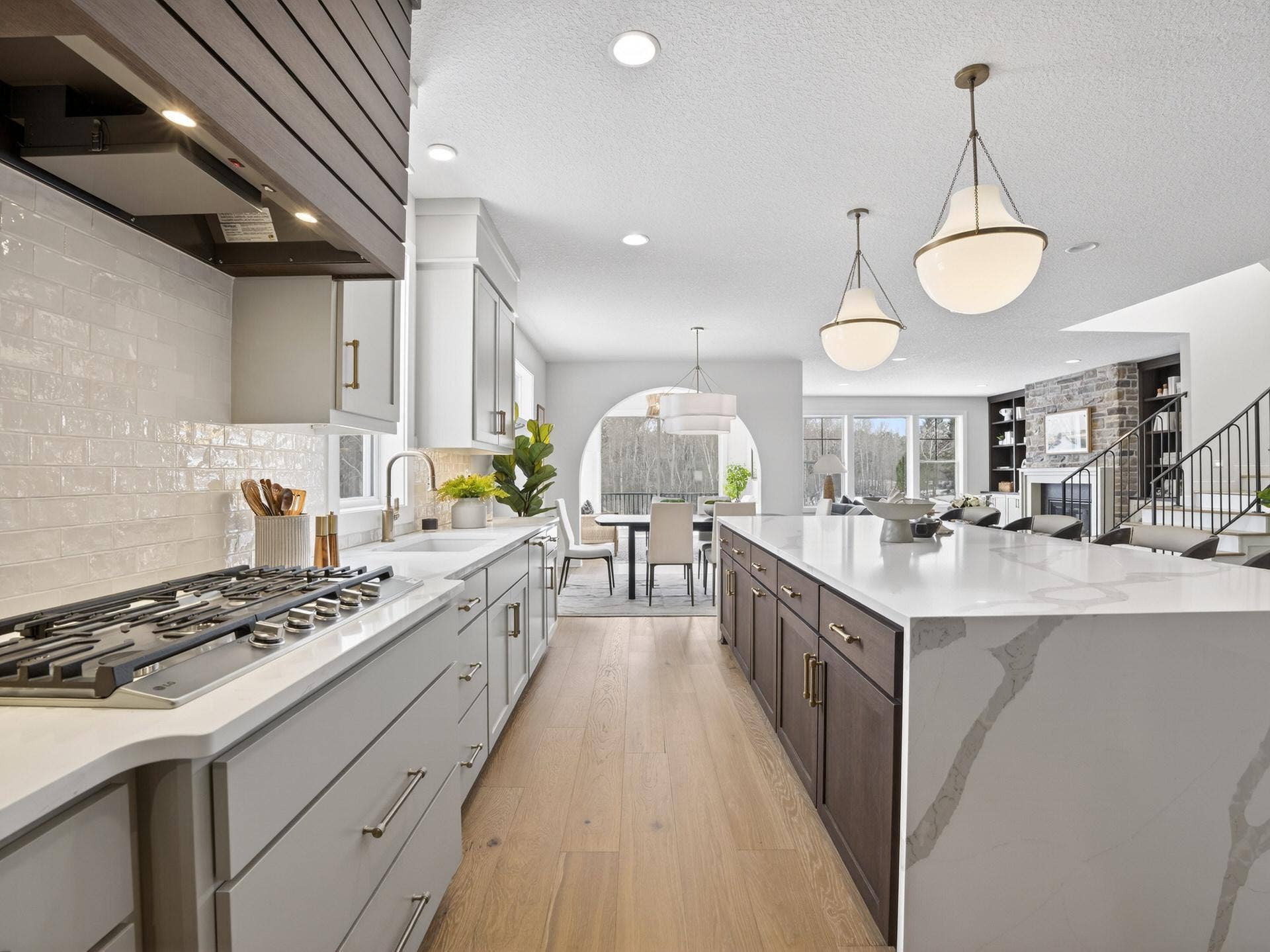 6295 134th Street N, Hugo, MN 55038 From cooking to dining, a flow unmatched