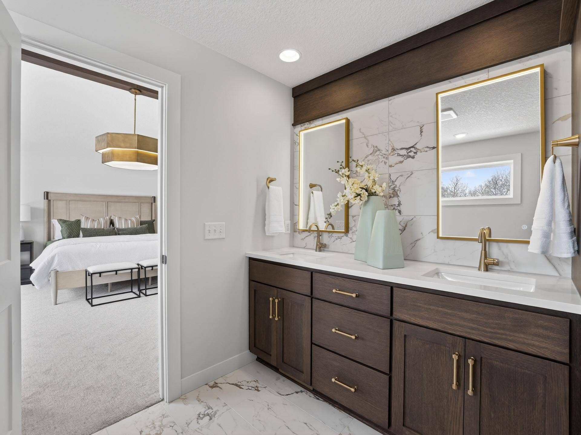 6295 134th Street N, Hugo, MN 55038 Indulge in everyday luxury
