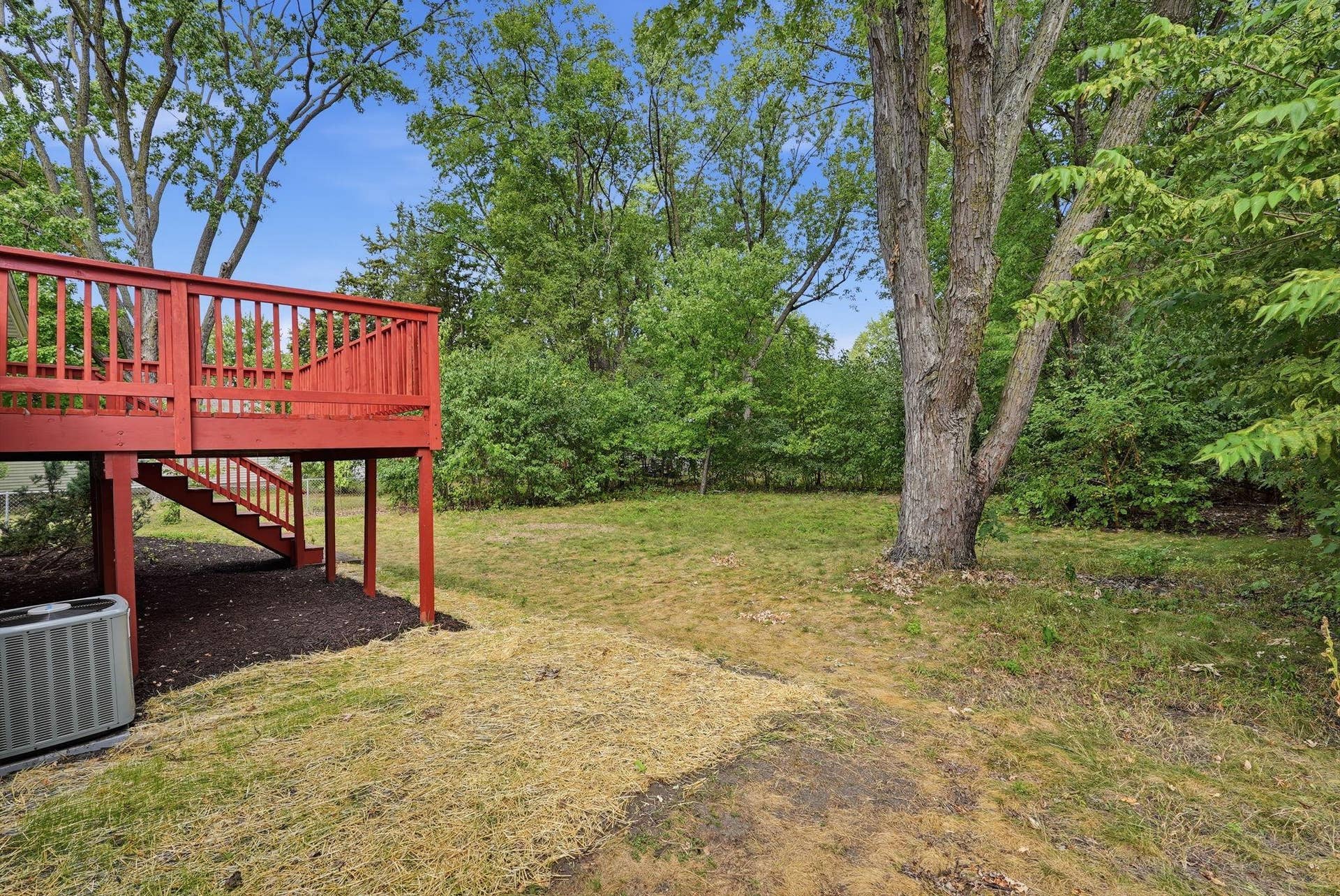 2112 69th Avenue N, Brooklyn Center, MN 55430 30-web-or-mls-First Person Visuals06145.jpg