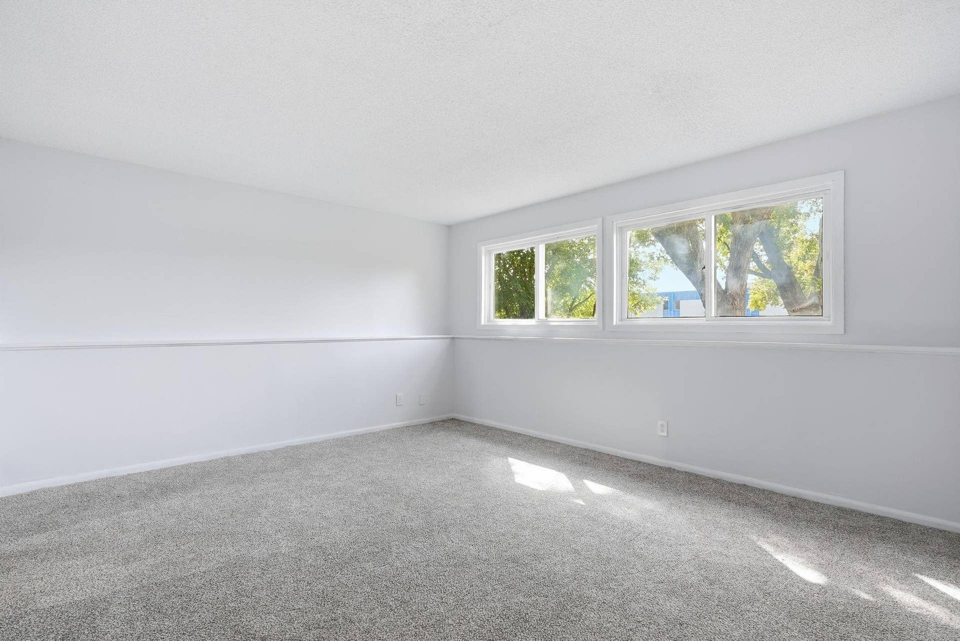 2112 69th Avenue N, Brooklyn Center, MN 55430 18-web-or-mls-First Person Visuals06208.jpg
