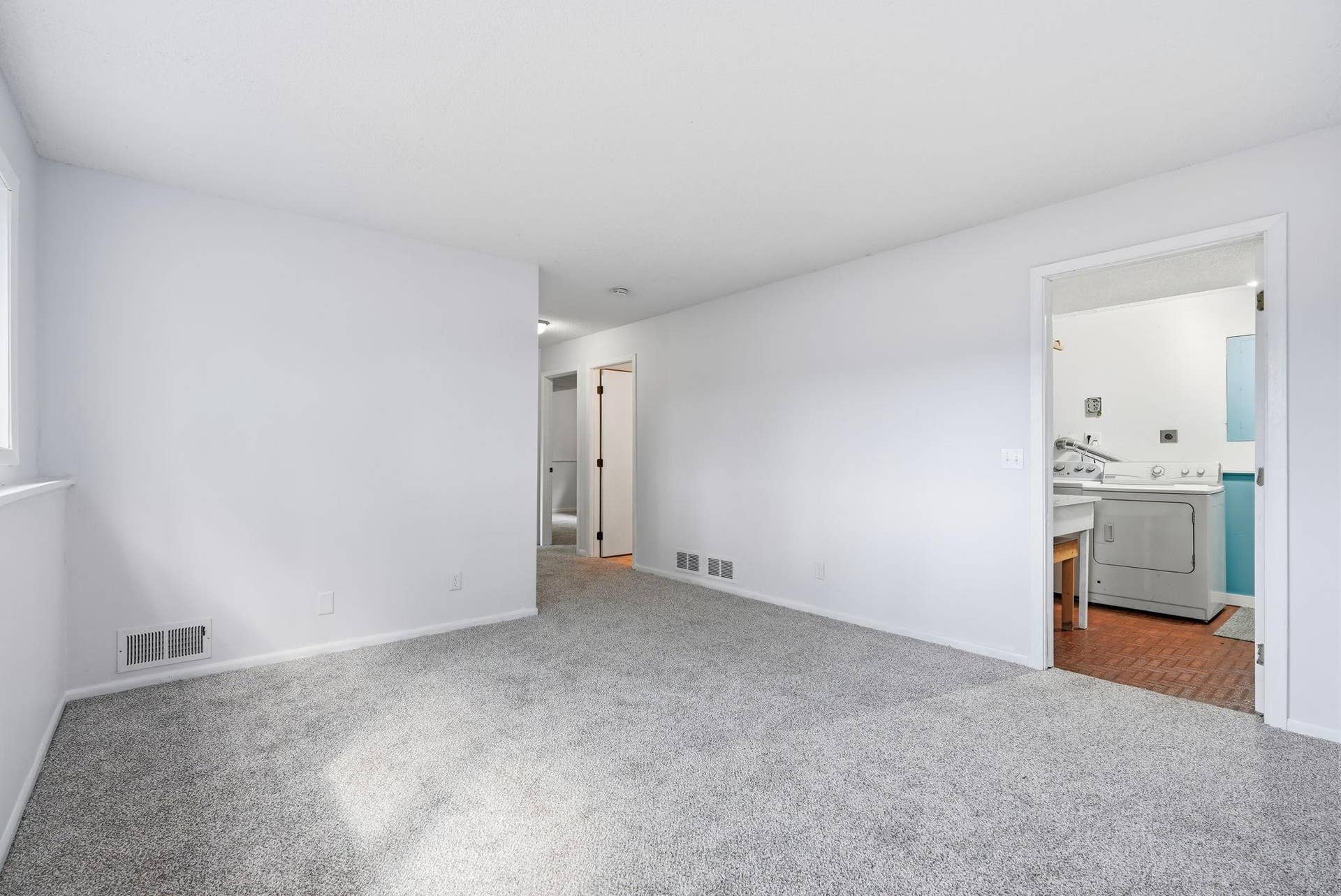 2112 69th Avenue N, Brooklyn Center, MN 55430 20-web-or-mls-First Person Visuals06214.jpg