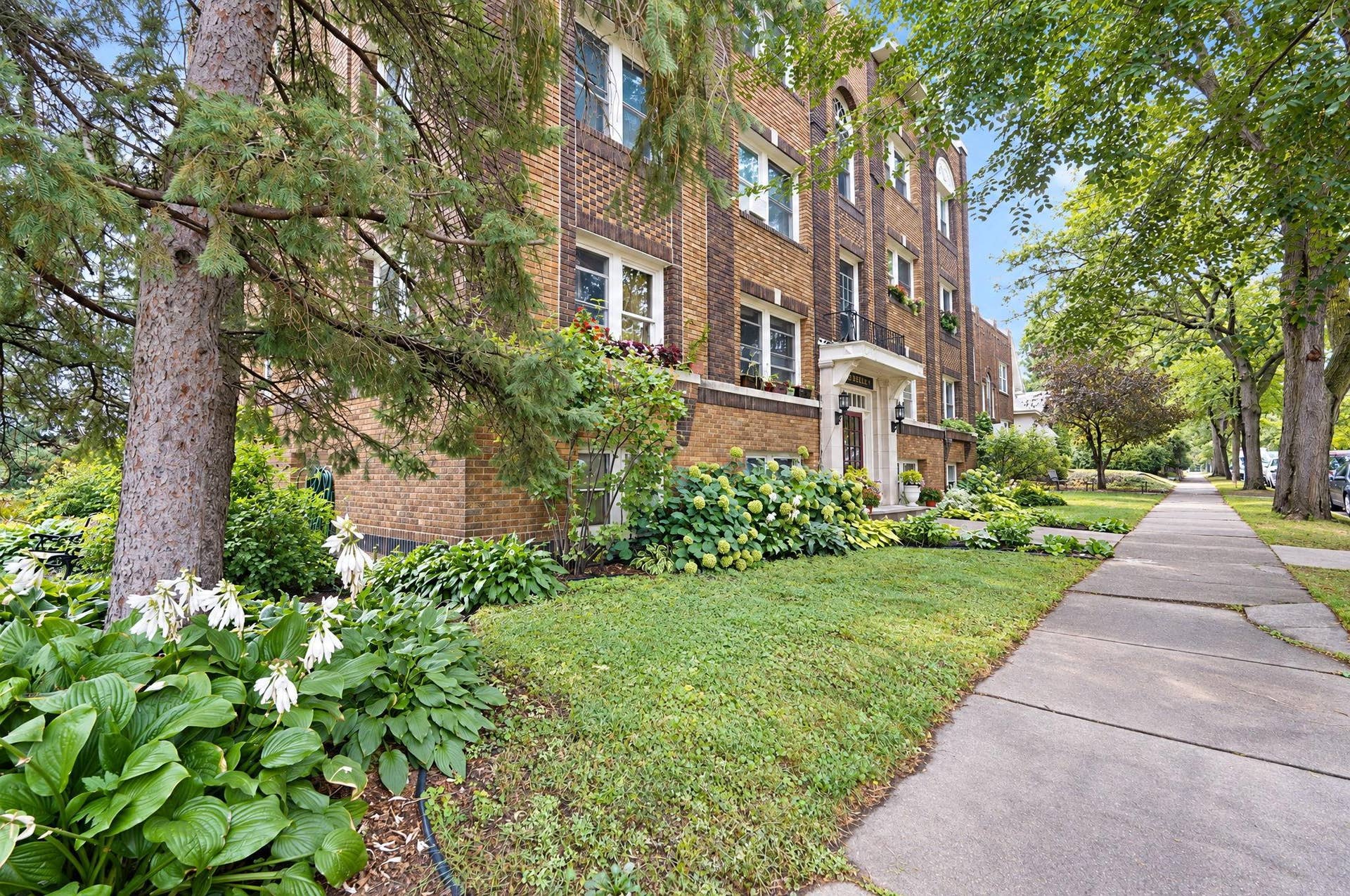 3603 Aldrich Avenue S, #302, 20, Minneapolis, MN 55409 3603 Aldrich Avenue S, #302, 20, Minneapolis, MN 55409