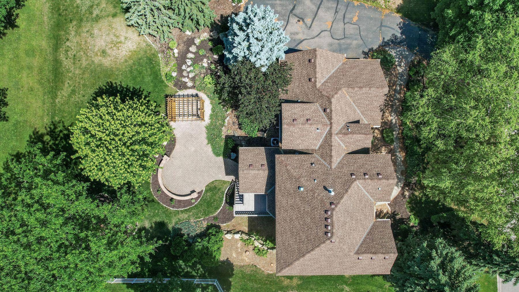 3034 Edgewater Drive, Woodbury, MN 55125 3034 Edgewater Drive, Woodbury, MN 55125